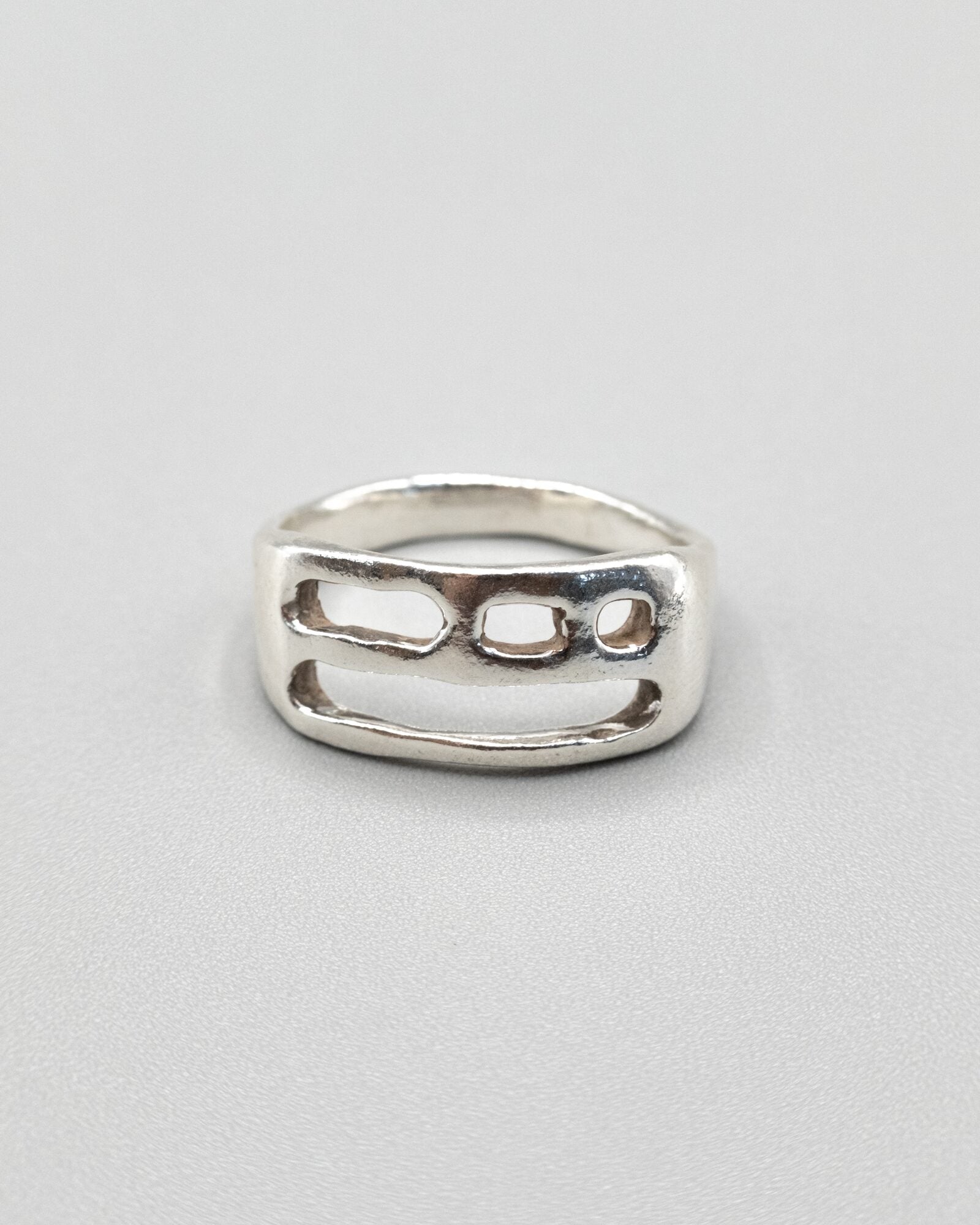 Esen Ring Silver