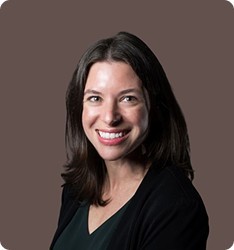 Photo of Lindsay Smith