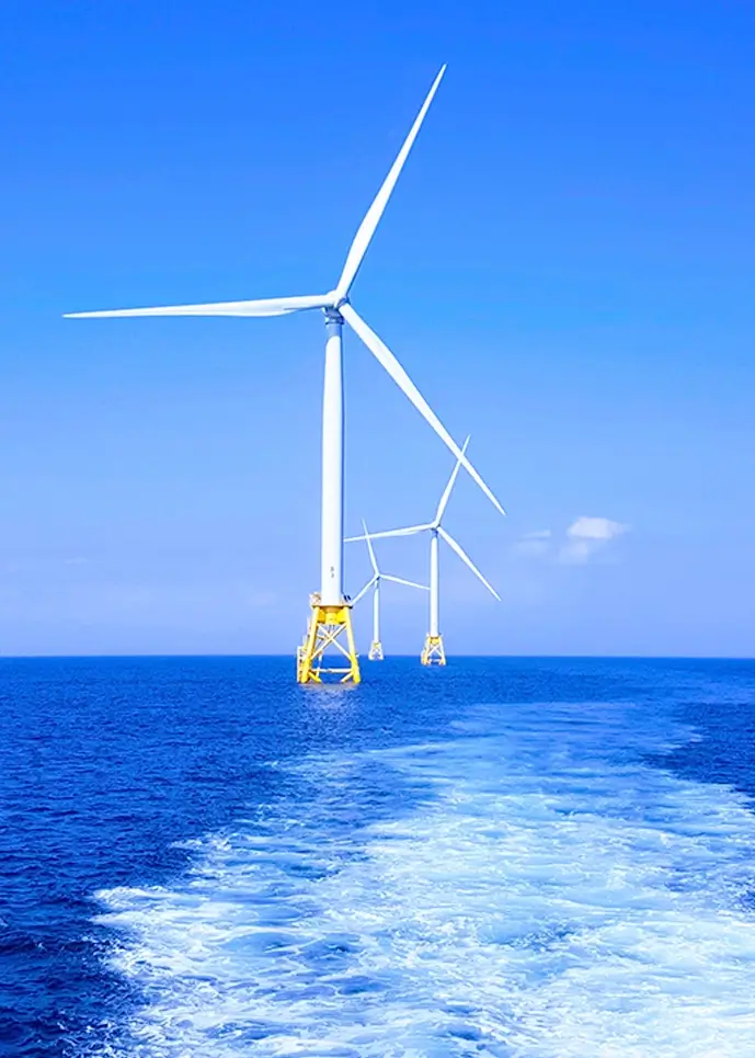 Ocean based wind turbine