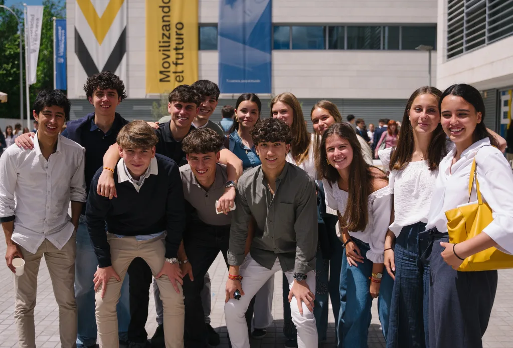 Familias en el campus
