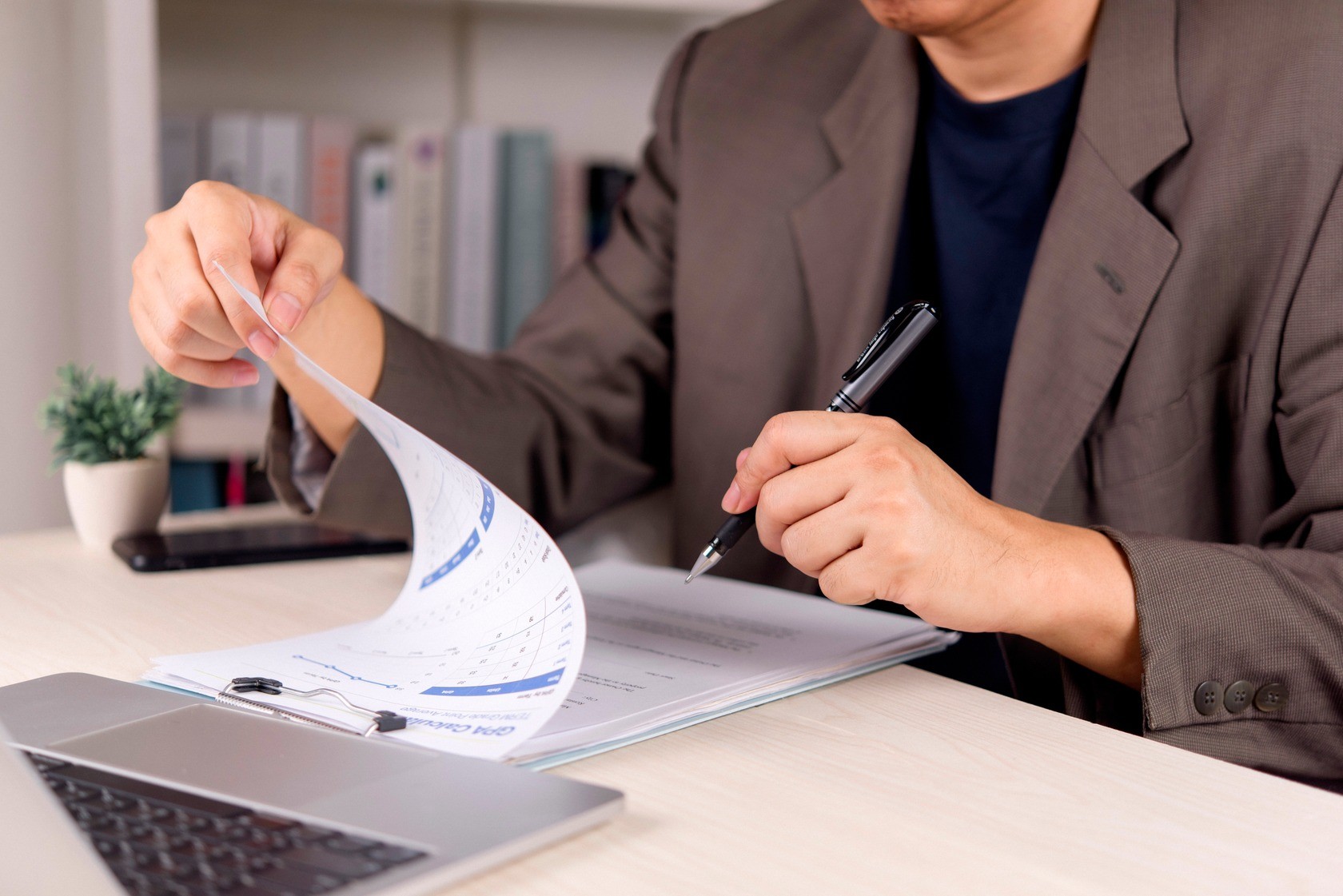 사람경영 본문2_shutterstock_2751622751