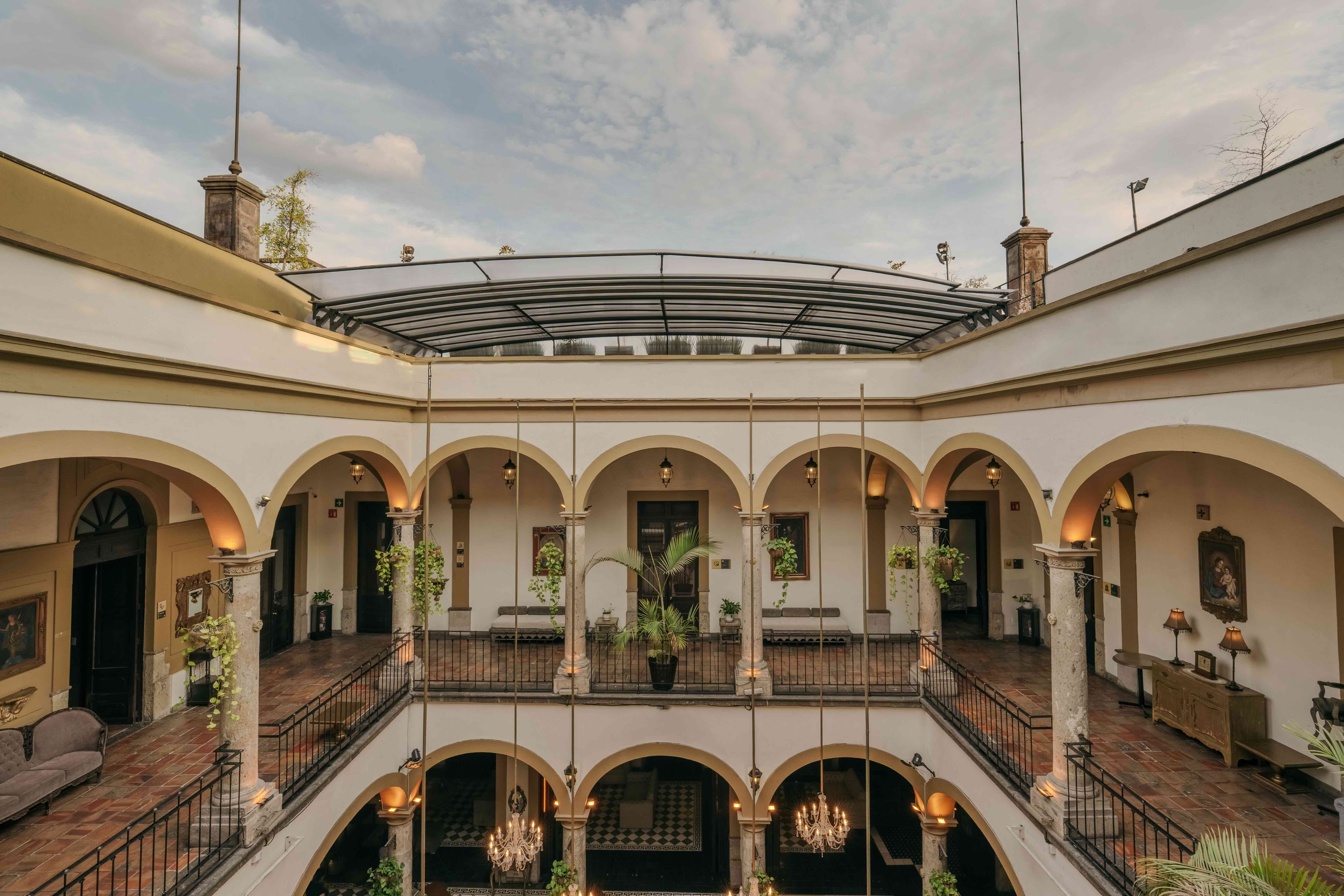 Casa Pedro Loza — 1