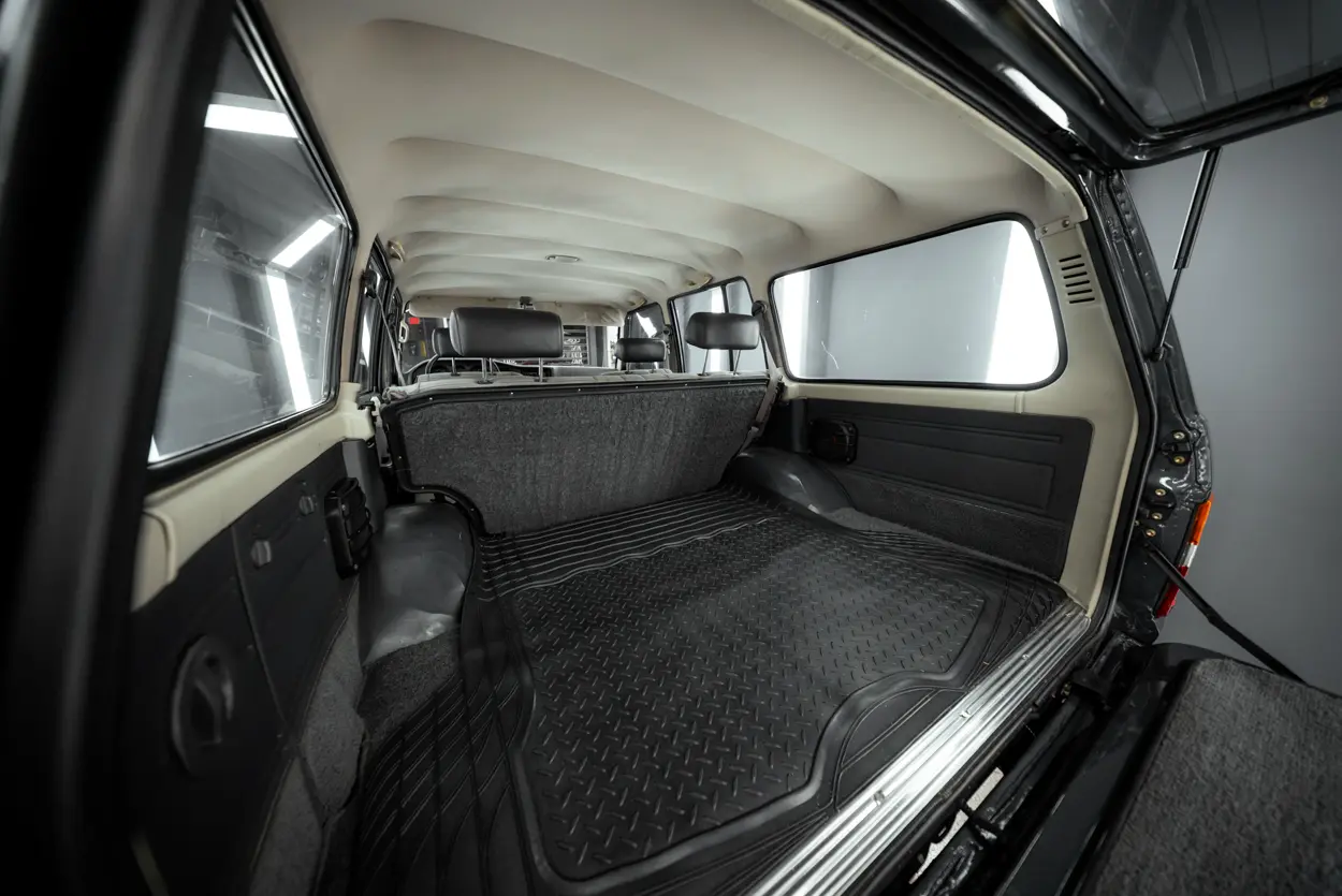 1989 Toyota Land Cruiser FJ62 photo 20