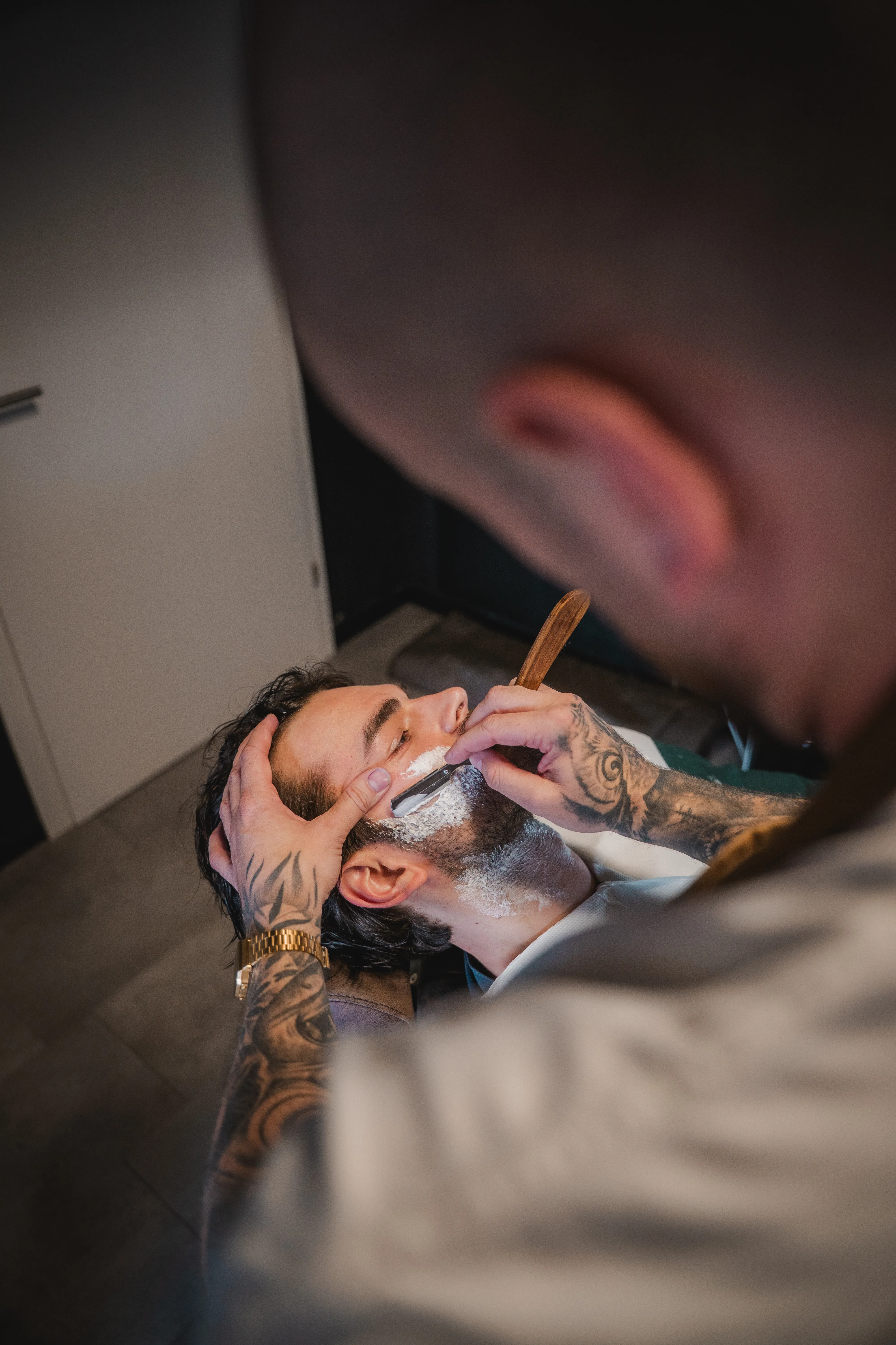 Hot-Towel-Rasur, Barbershop Straß, Bezirk Leibnitz