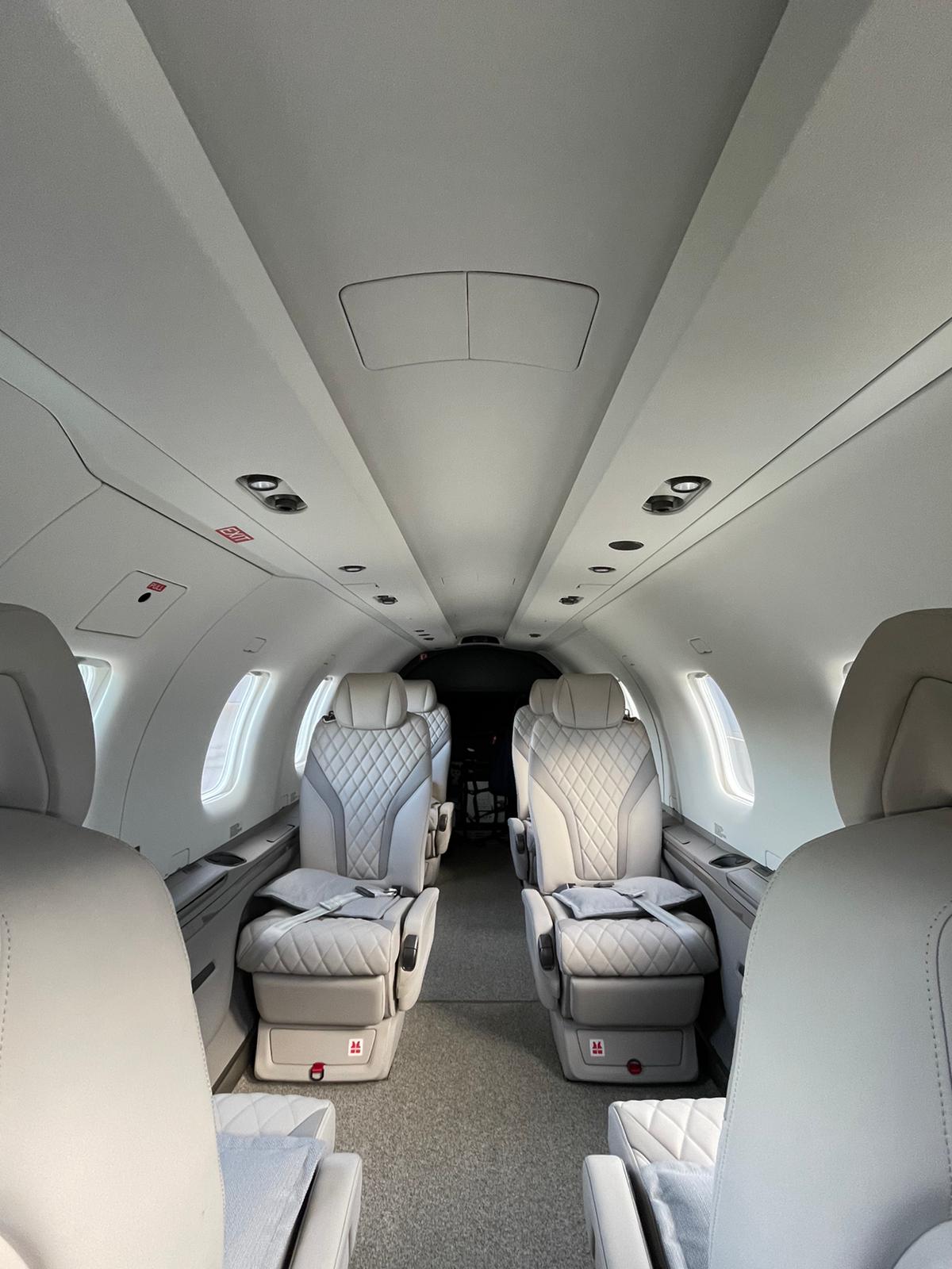 Pilatus PC-12 interior