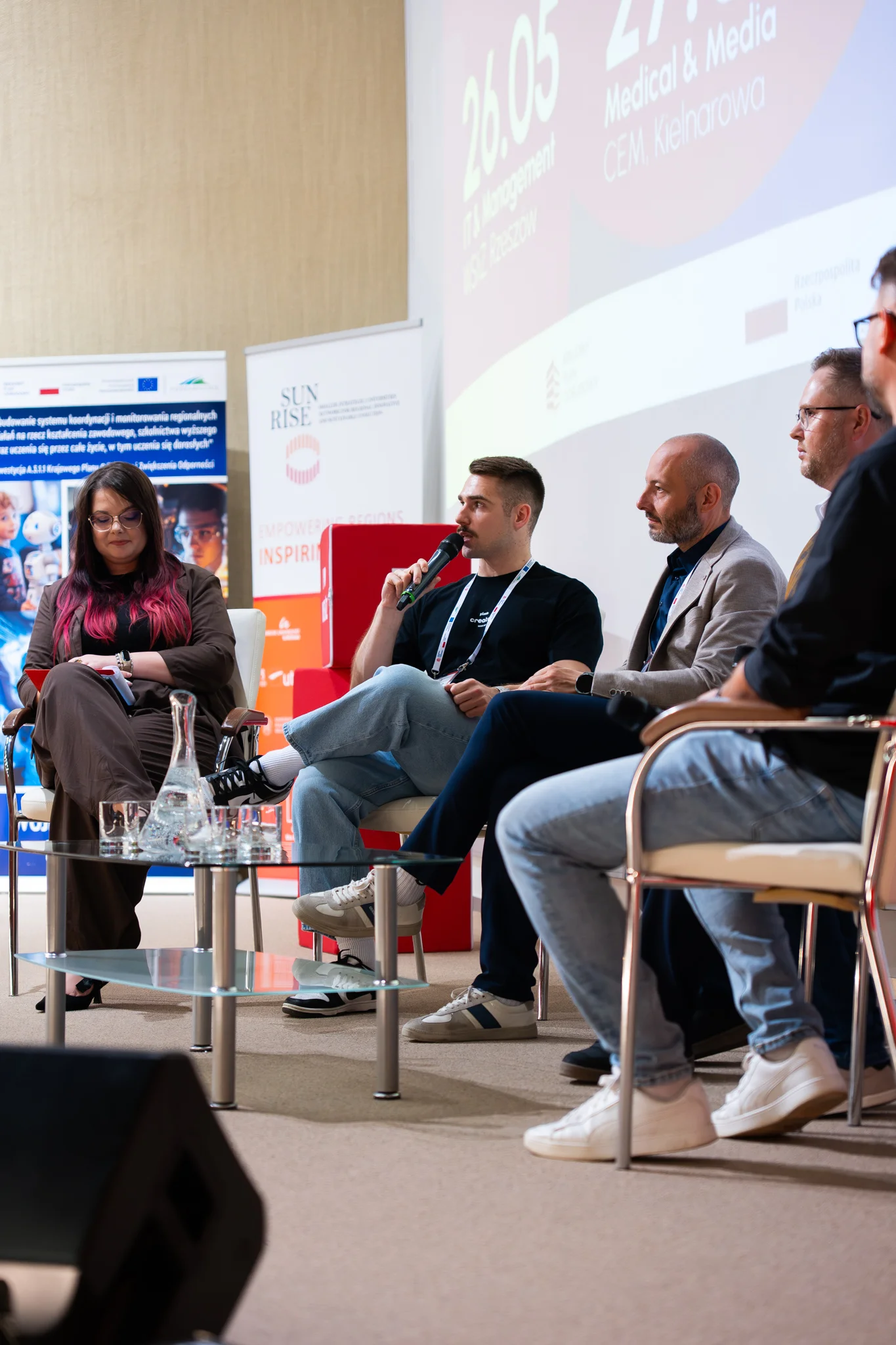Usługi marketingowe Rzeszów – projekt identyfikacji wizualnej i kampanii dla MB Park Rzeszów