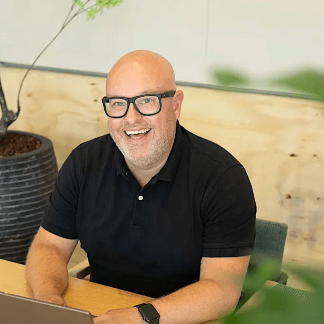 Woman team member photo