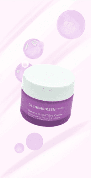 Close-up of the jar floating upward as larger translucent bubbles enter the frame