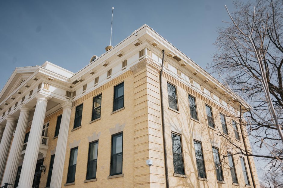 Courthouse in Michigan representing legal jurisdiction and filing deadlines