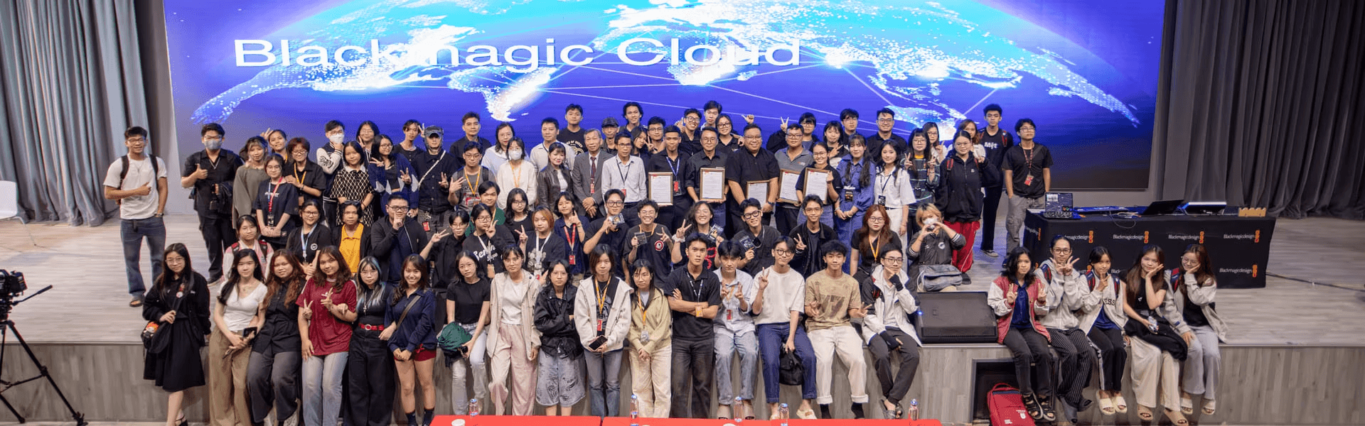 Sinh viên Thiết kế Mỹ thuật số “chạm” công nghệ điện ảnh tối giản – Blackmagic Camera & DaVinci Resolve