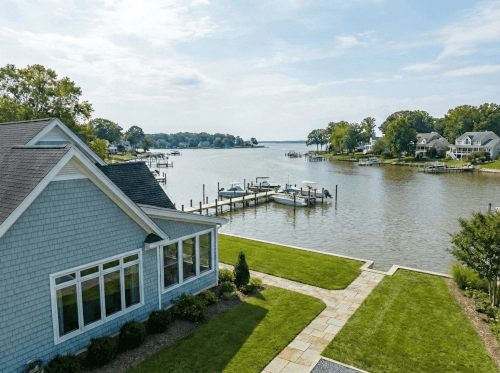 Waterfront homes near Severna Park
