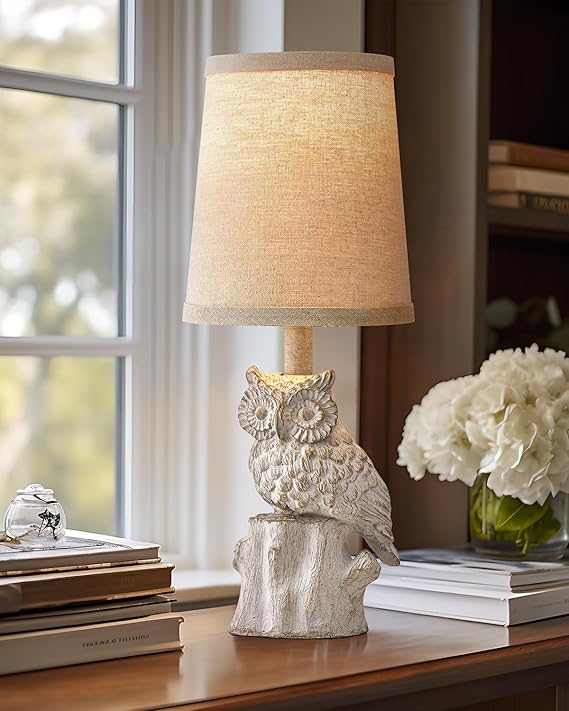 Small farmhouse lamp – A beautifully designed piece, perfect for adding elegance to any space.