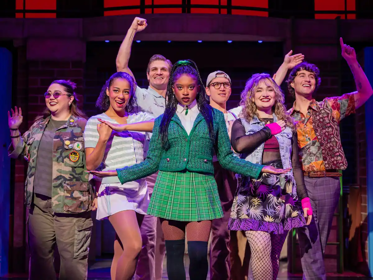 Jelenet a Heathers: The Musical című darabból, a New World Stages népszerű fekete komédiájából