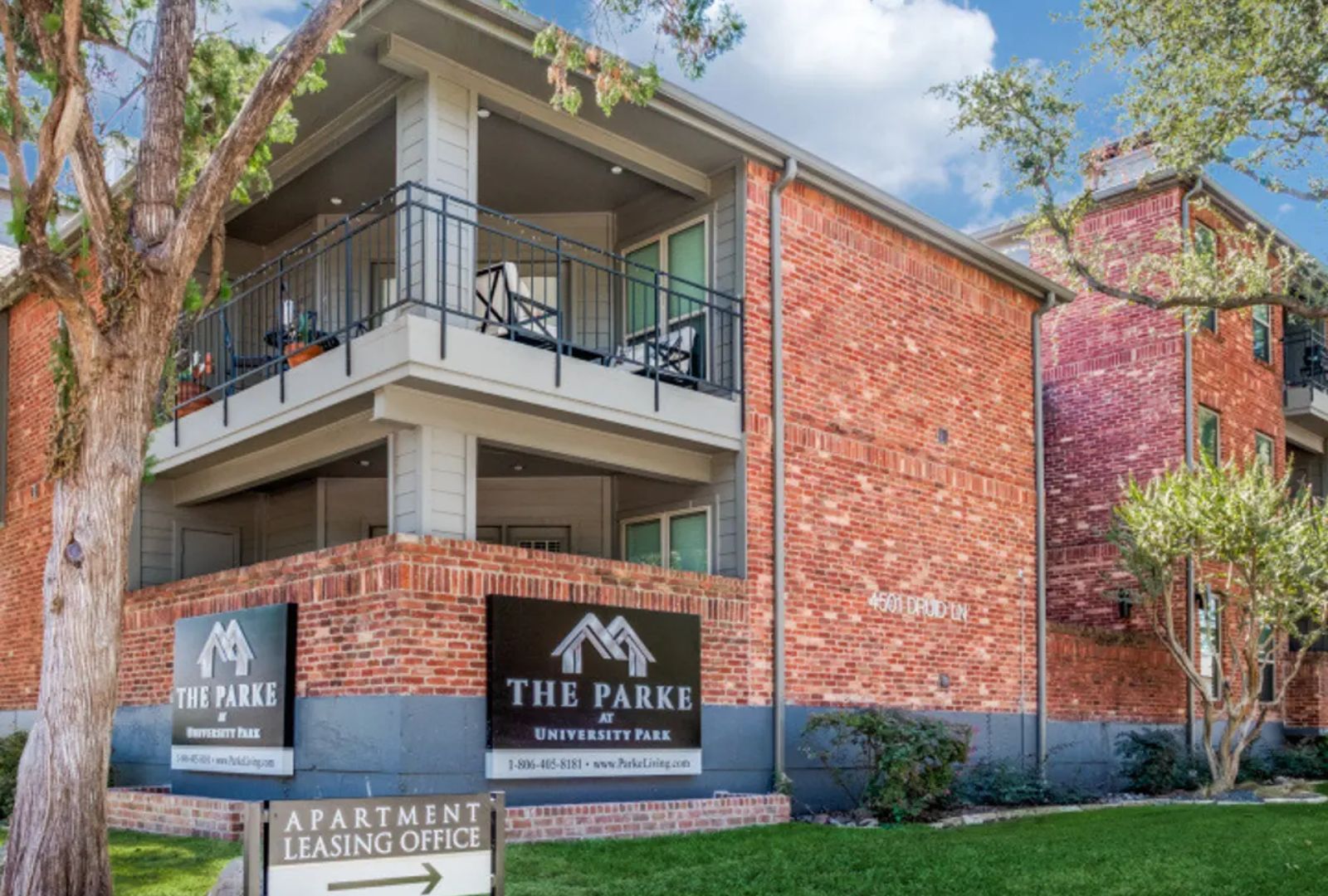 Parke at UP — 102-unit multifamily community in Dallas, TX; managed by Savoy Residential.