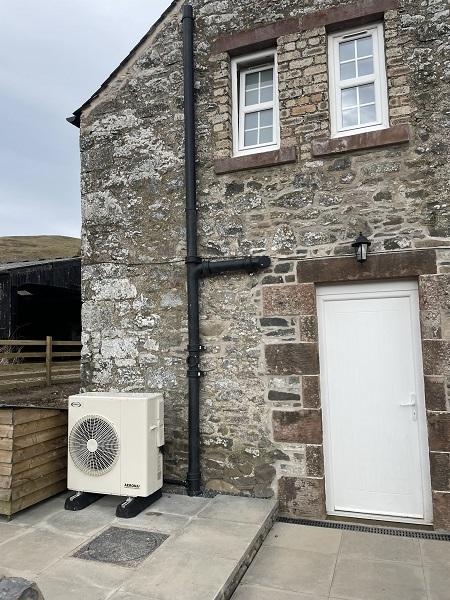 Do heat pumps work in older houses UK