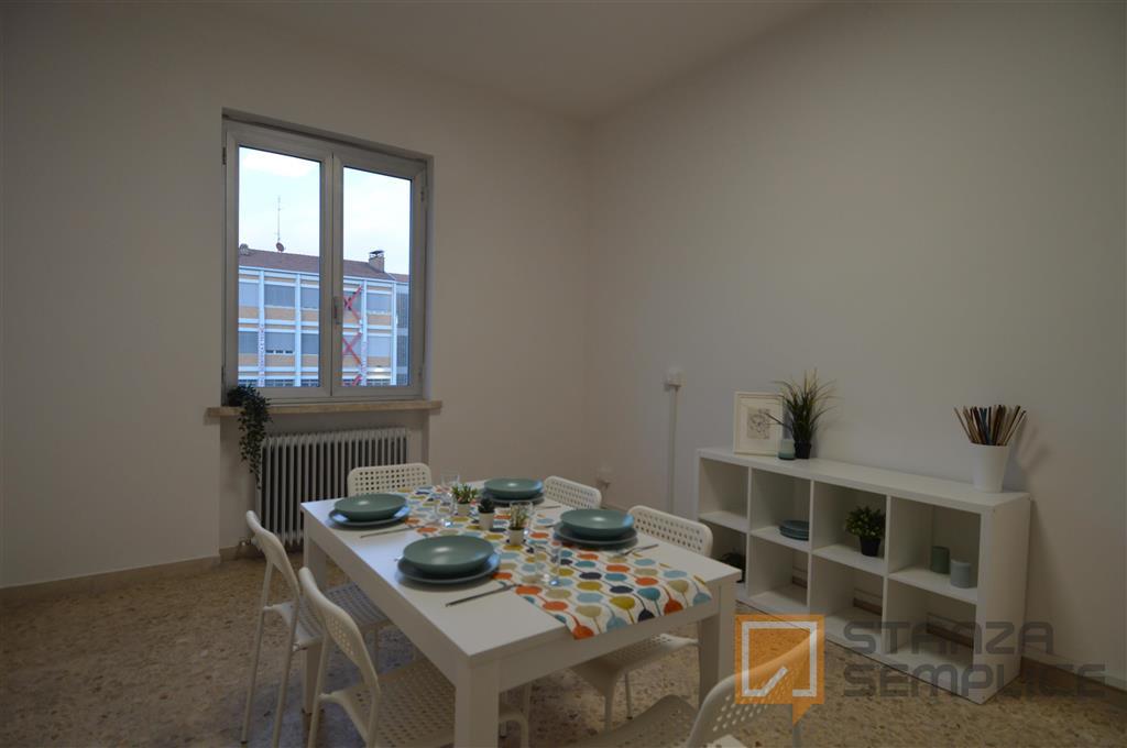 Stanza singola di 12 mq in Vicolo Franco Villa, Reggio Nell'Emilia – 530€ tutto incluso, cauzione zero