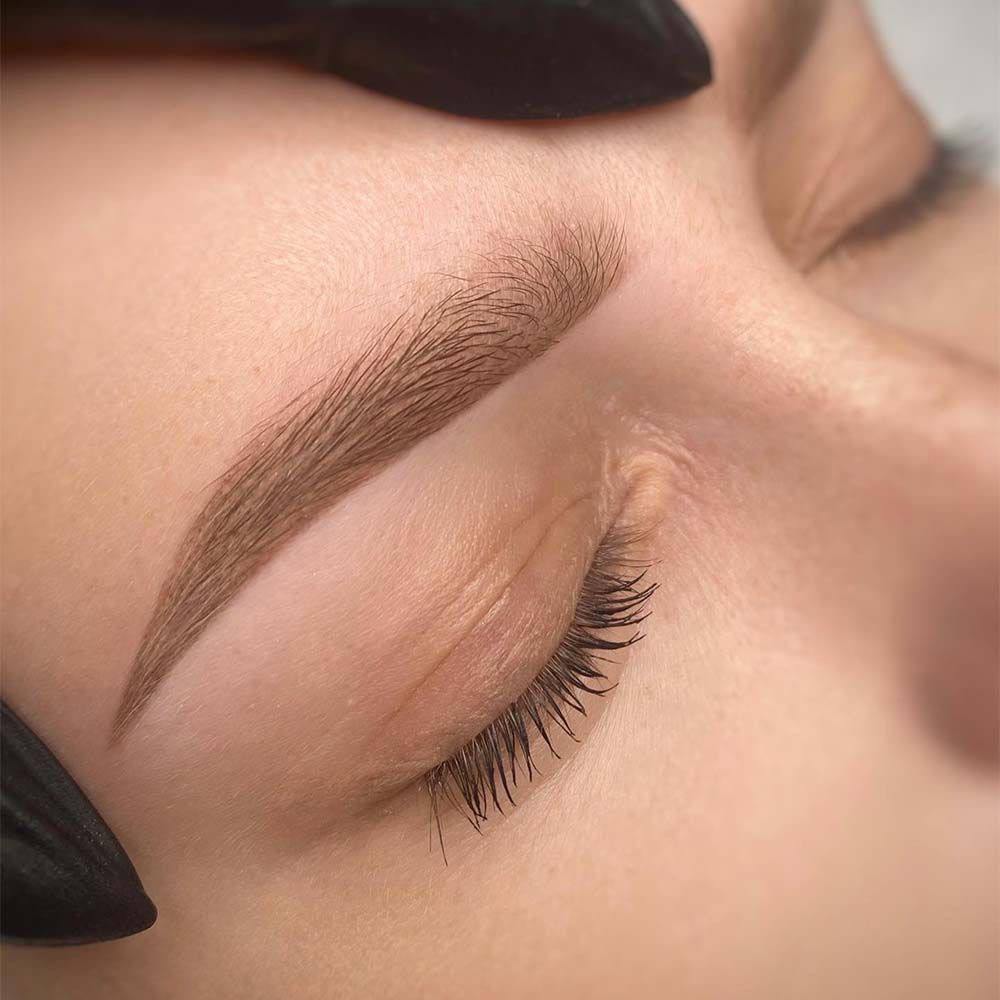 Expertly crafted ombre eyebrows – before and after results.