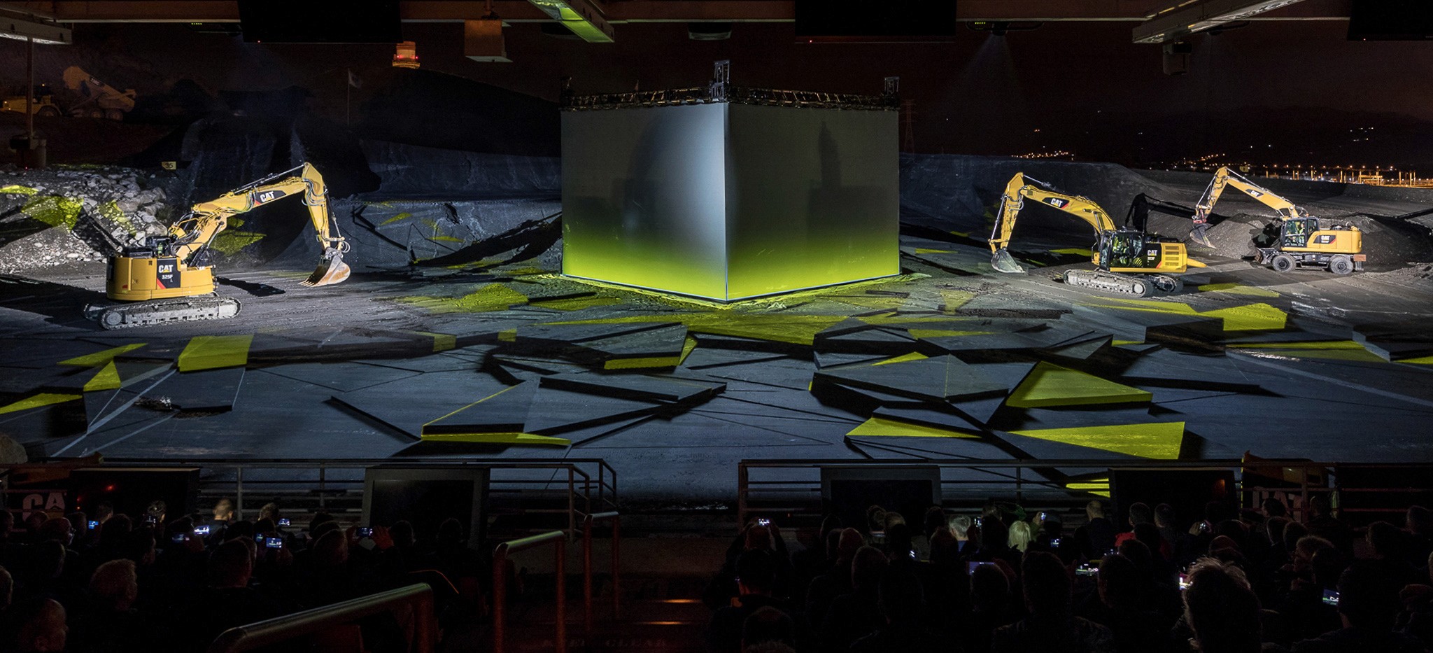 Night of the challenger- architecture projection mapping