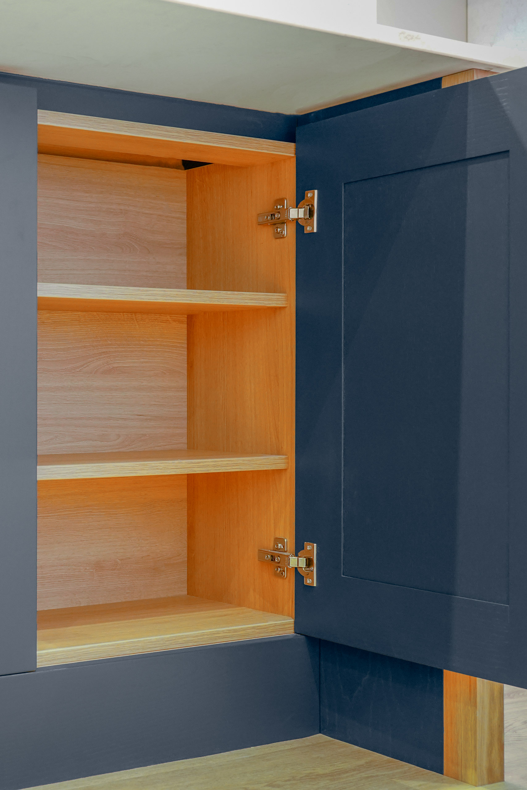blue shaker kitchen drawers in chinley derbyshire