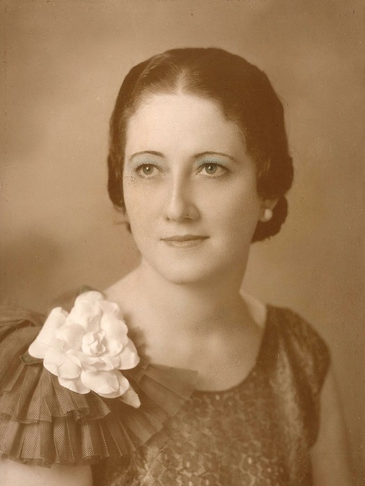 Clemencia Aboitiz de Clausen, circa late 1920s early 30s_, PhilippinesJPG.JPG