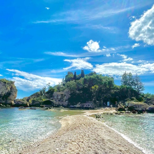 Naxos Gardens, Taormina, & Castelmola: Guided Tour + Transfers from Catania tickets