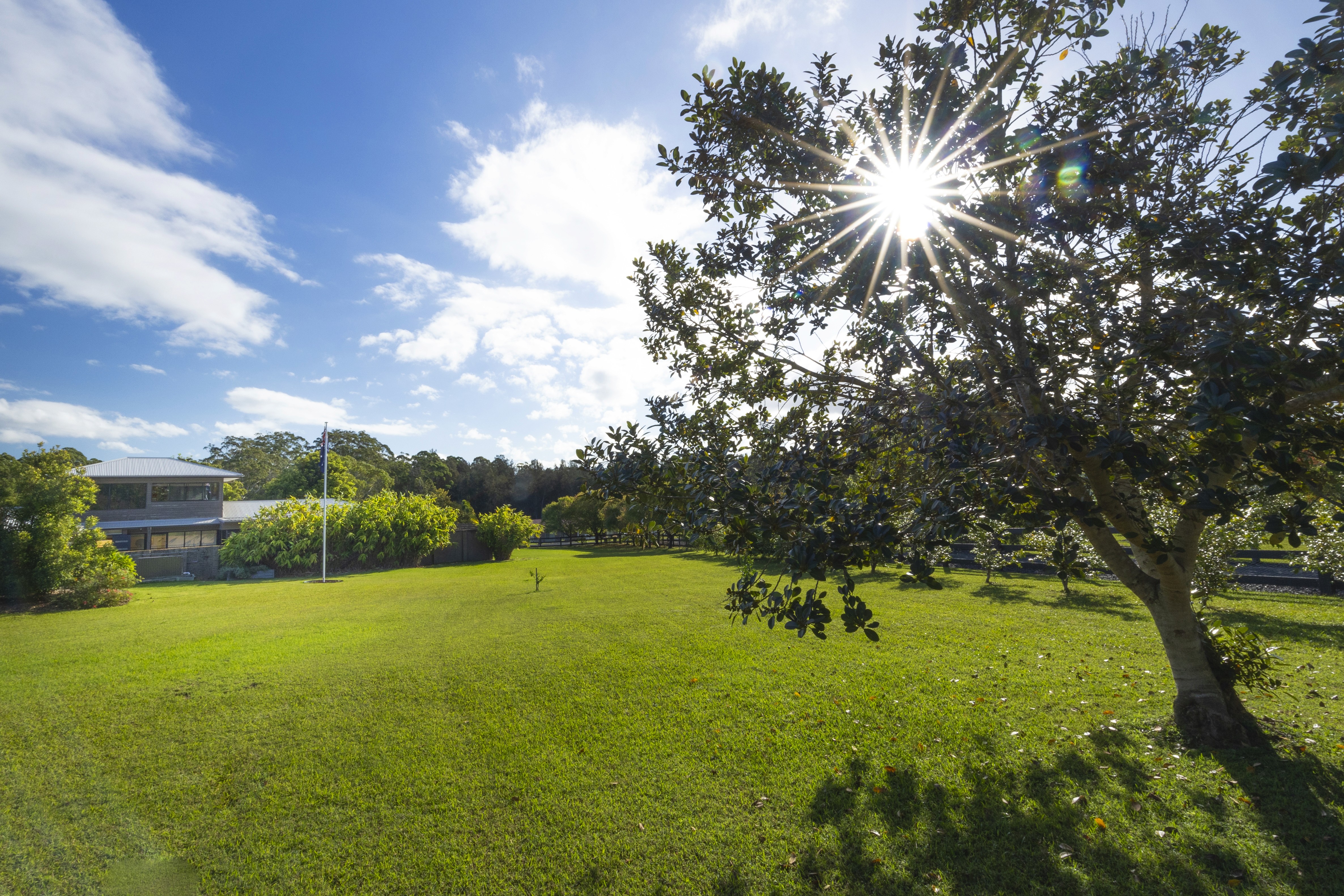 287 Macrae Place view grounds