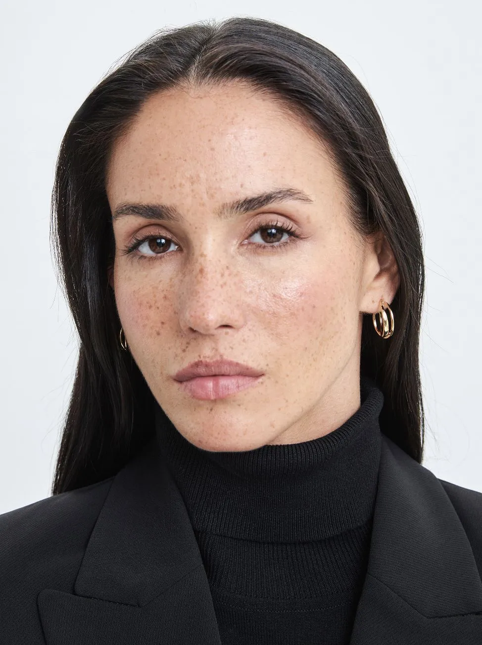 Portrait of Elena Brooks, Editorial Team · Thundor®