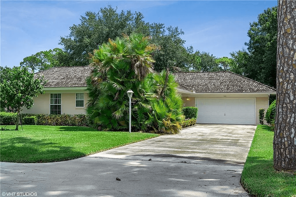 2003 Roof Replacement in Reserve Golf Villas, PGA Village, Port St Lucie with Cedar Shakes