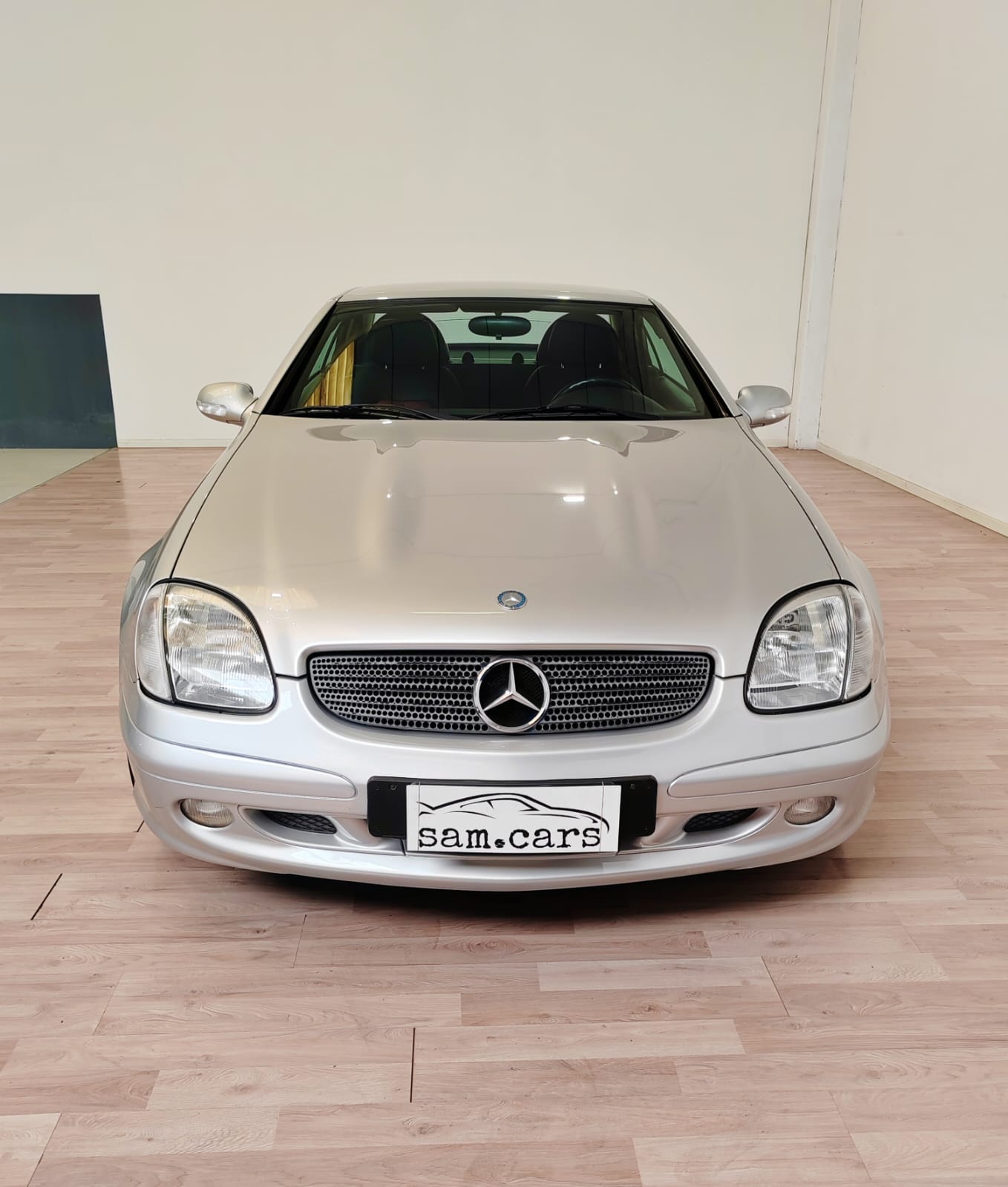Mercedez-Benz Model 3