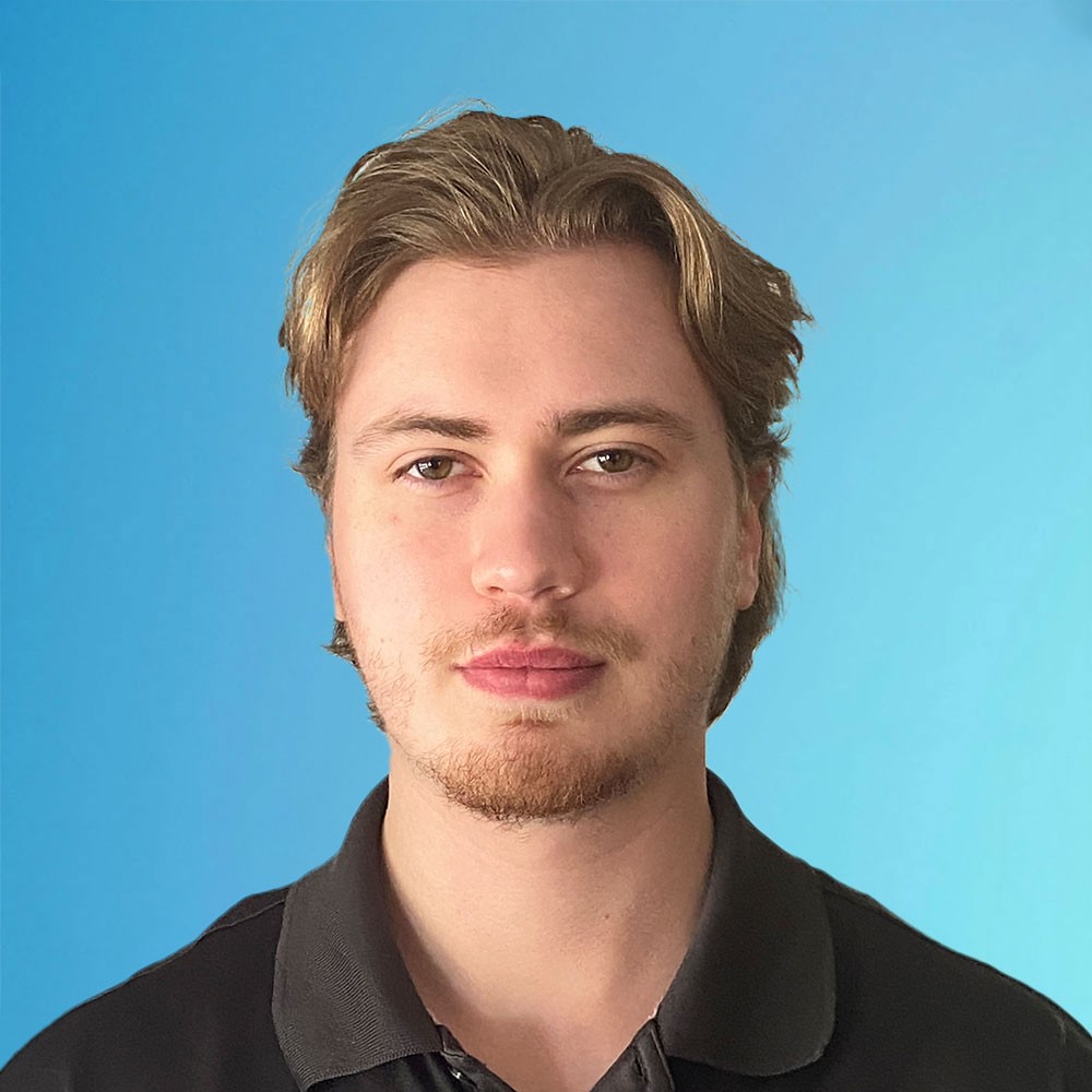 Daneil van der Poel, Digital Marketing Assistant