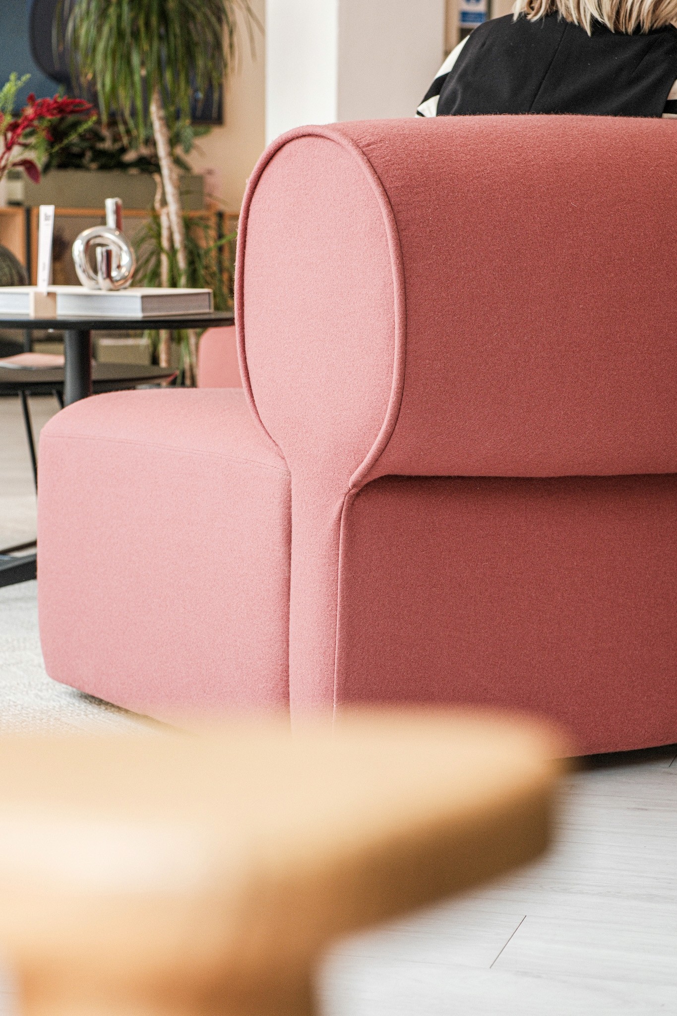 Commercial photography by JamesTheLyon for PixelSpaces — events, gigs, headshots, people, and architecture — Ocee and four bloom London 