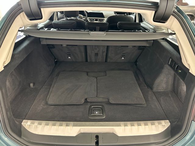 BMW 330 2020 BLUE Gebrauchtwagen - Galeriebild 23