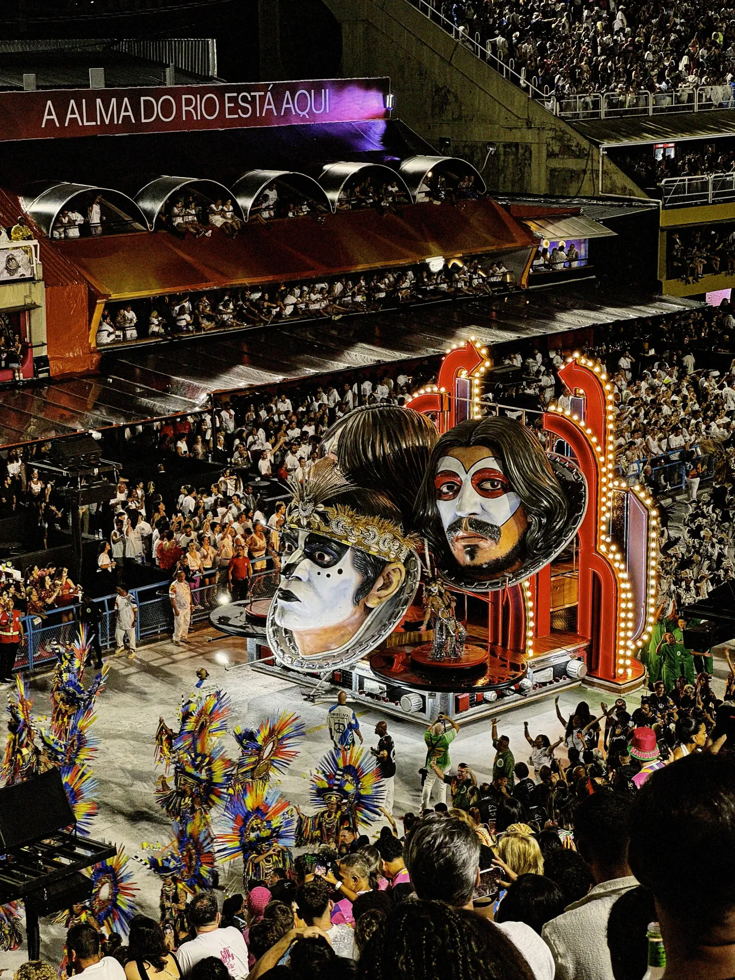 Un char de Carnaval au Sambadrome de Rio de Janeiro