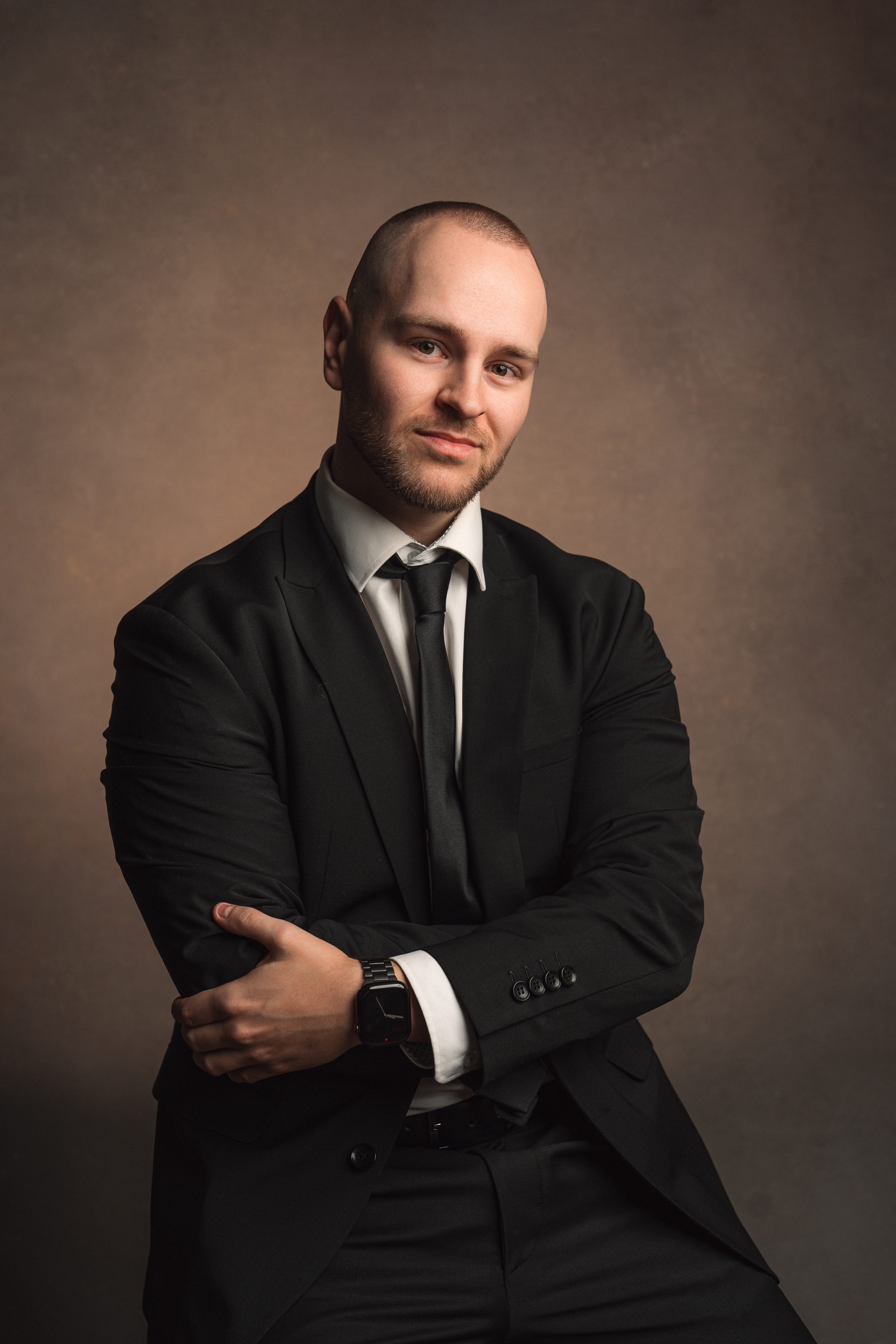 Portrait of a wedding filmmaker from the Emoria Films team with a refined, editorial aesthetic