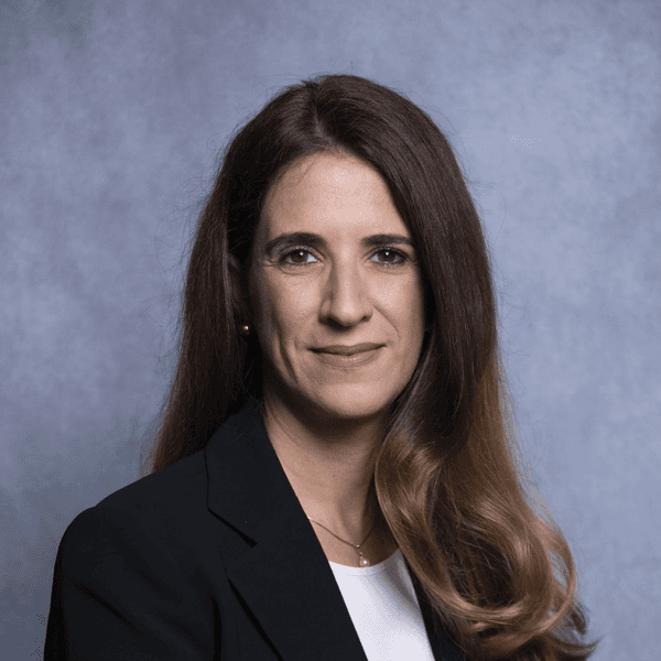 picture of Laura Aiello, founder of inhouse.coach