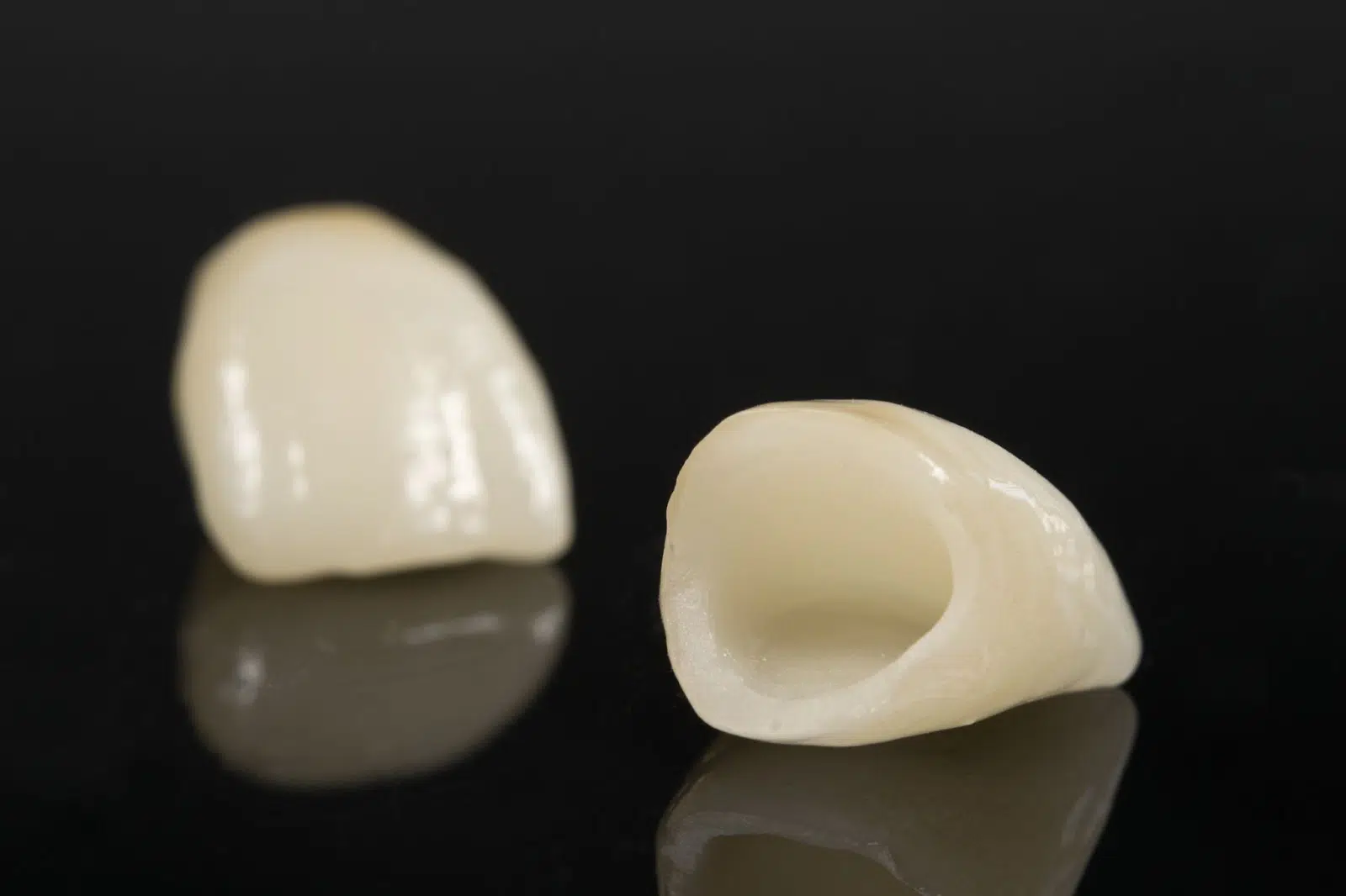 Dental crown and bridge