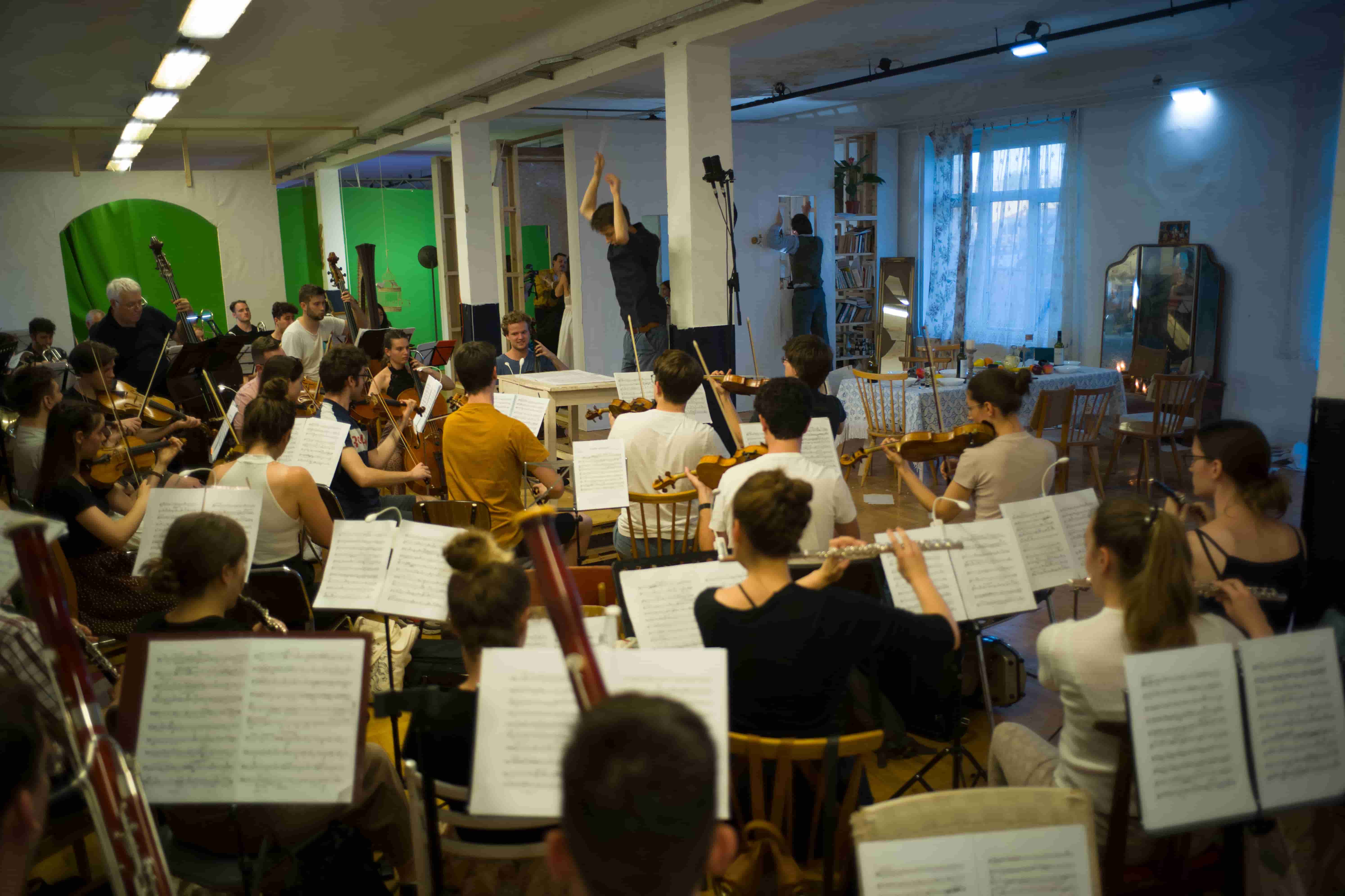 Zenekari próba a dzsanni premierje előtt a 4K-ban