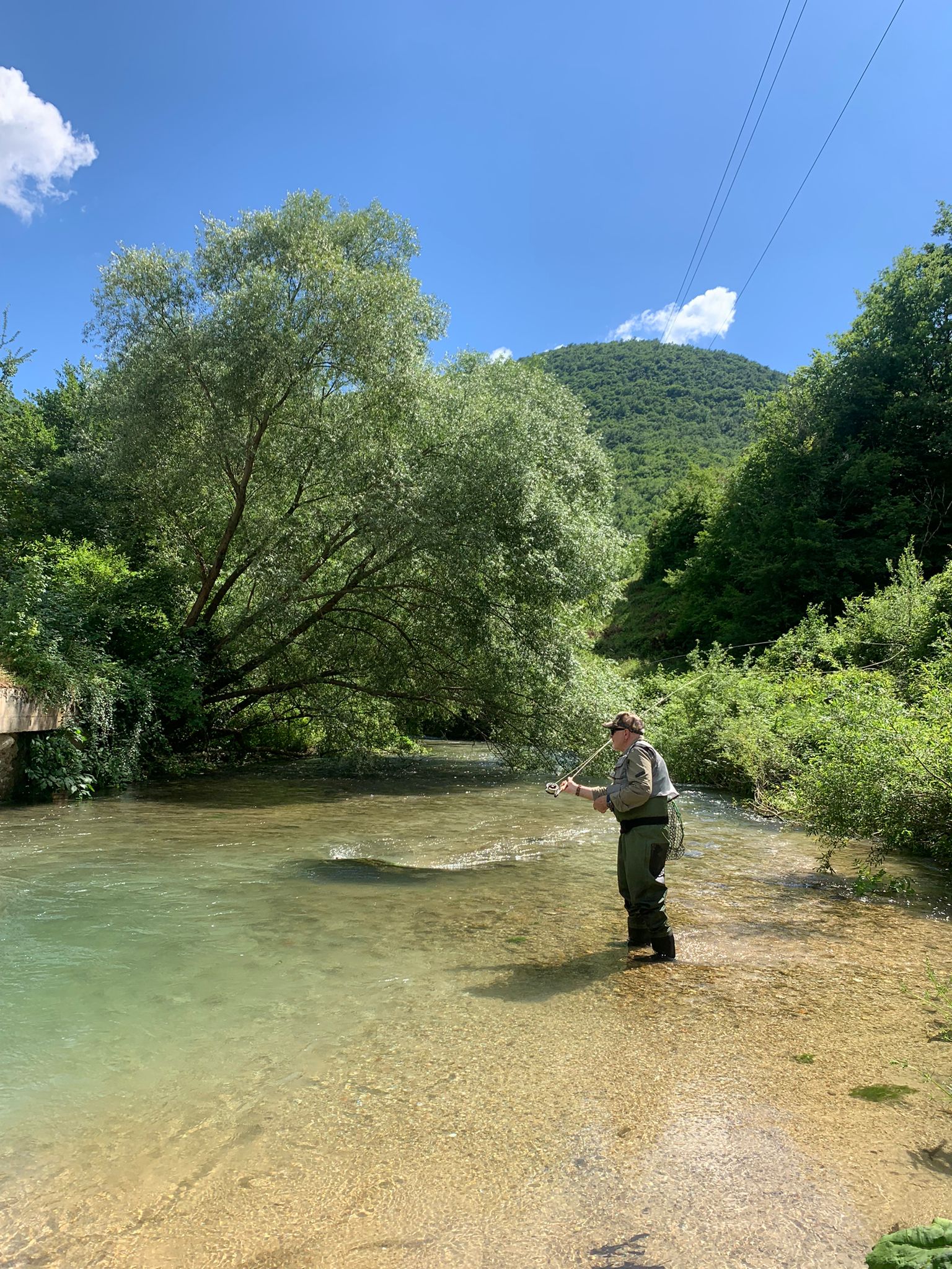 Experience the charm of fly fishing on the Nera River in Umbria. Fish for trout in stunning waters and indulge in the region’s best food and wine. Expert guides will teach you dry fly fishing, streamer fishing, and nymph fishing. Perfect for an Italian adventure.