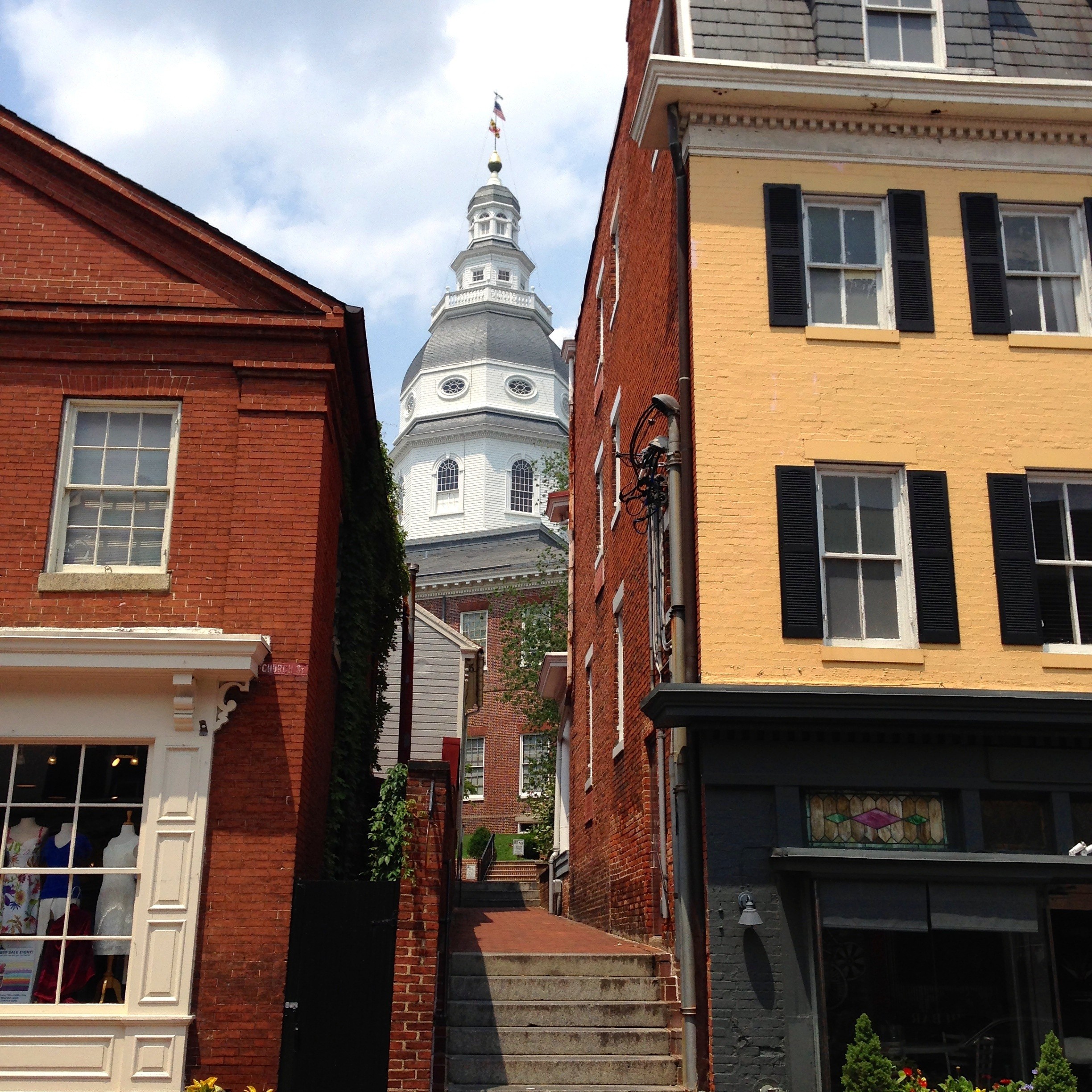 Main Street in Annapolis with a view of the capitol