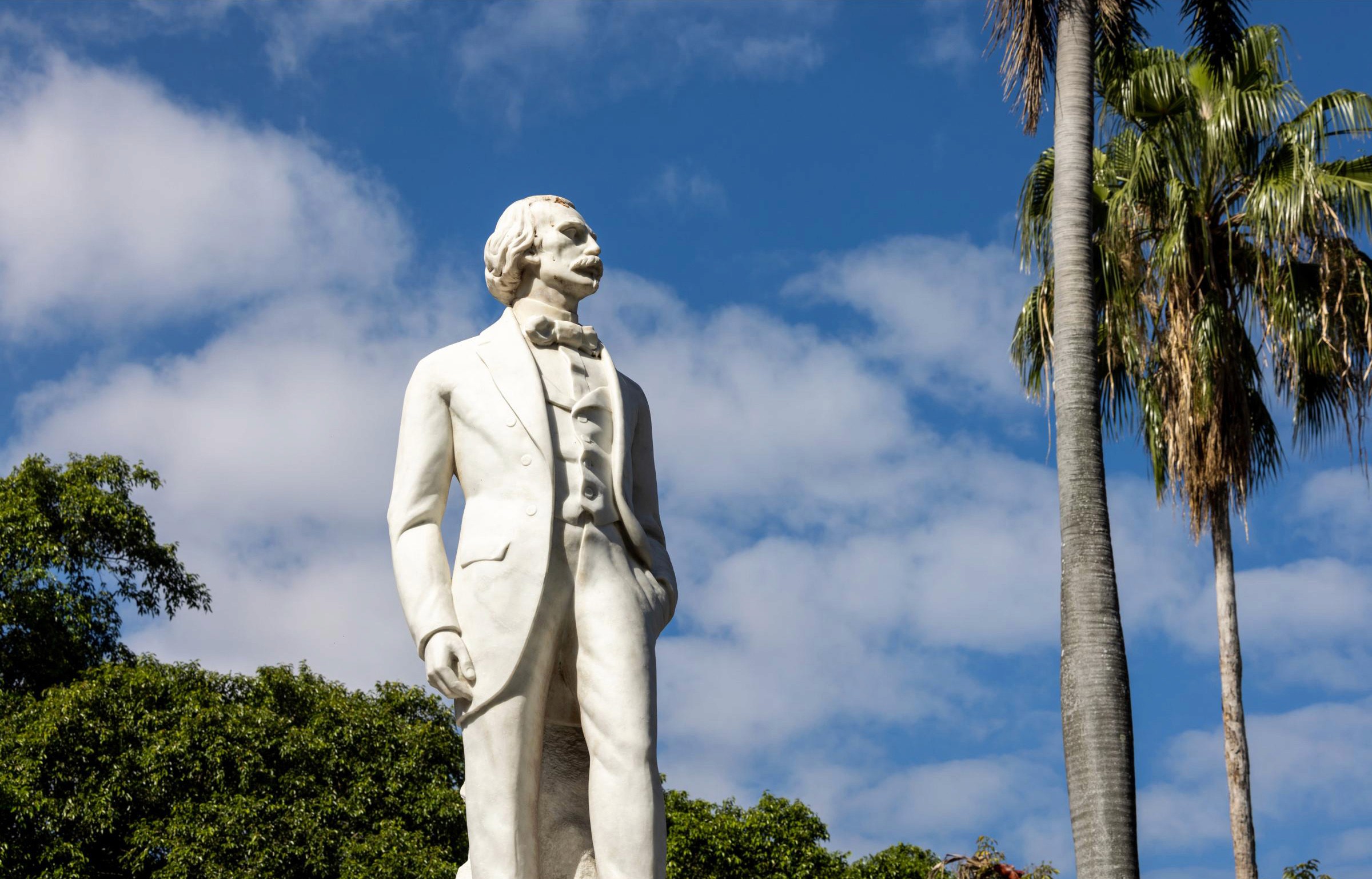 Statue of Carlos Manuel de Céspedes, Plaza de Armas - Havana, Cuba