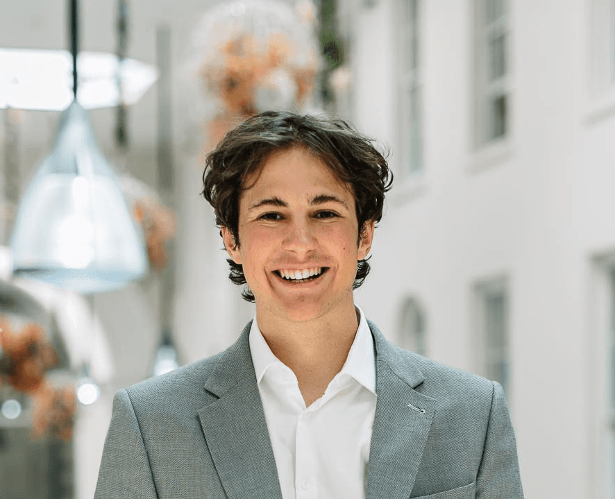 Alex Bezuidenhout INSO