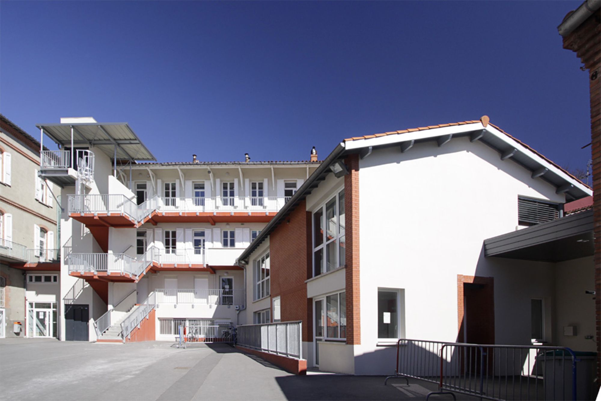 college des ursulines scolaire renovation toulouse tam architecture 3
