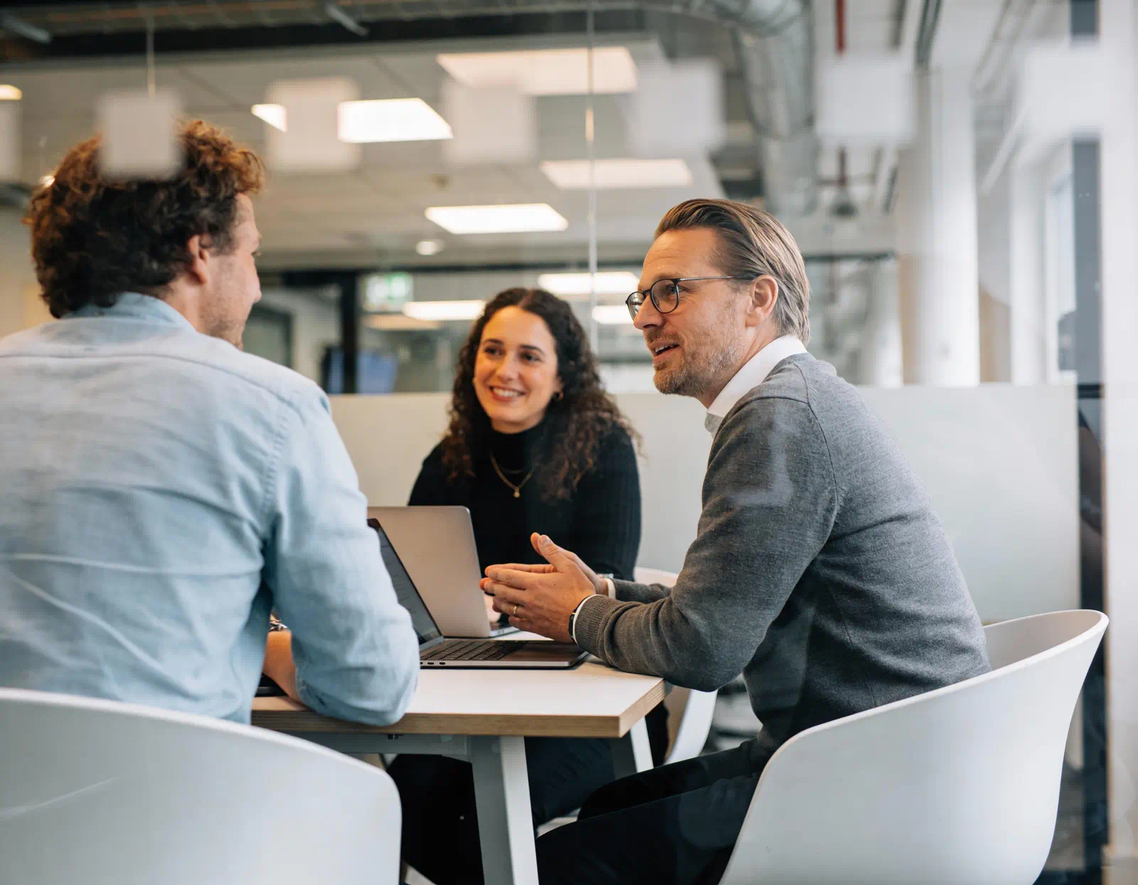 Strategische discovery sessie waarin doelgroep, messaging en outboundstrategie worden bepaald.