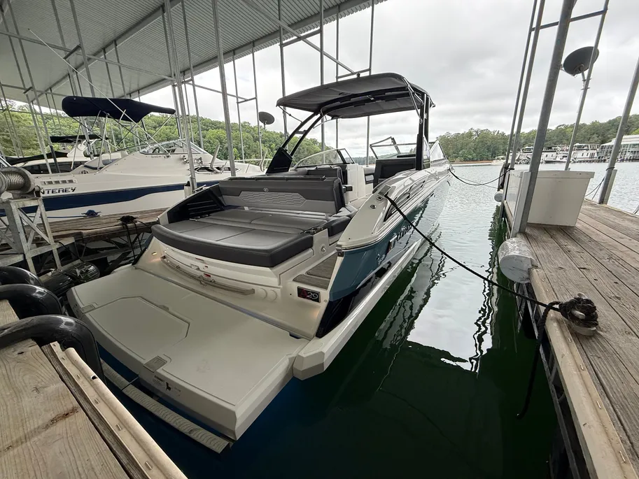 Boat thumbnail 4