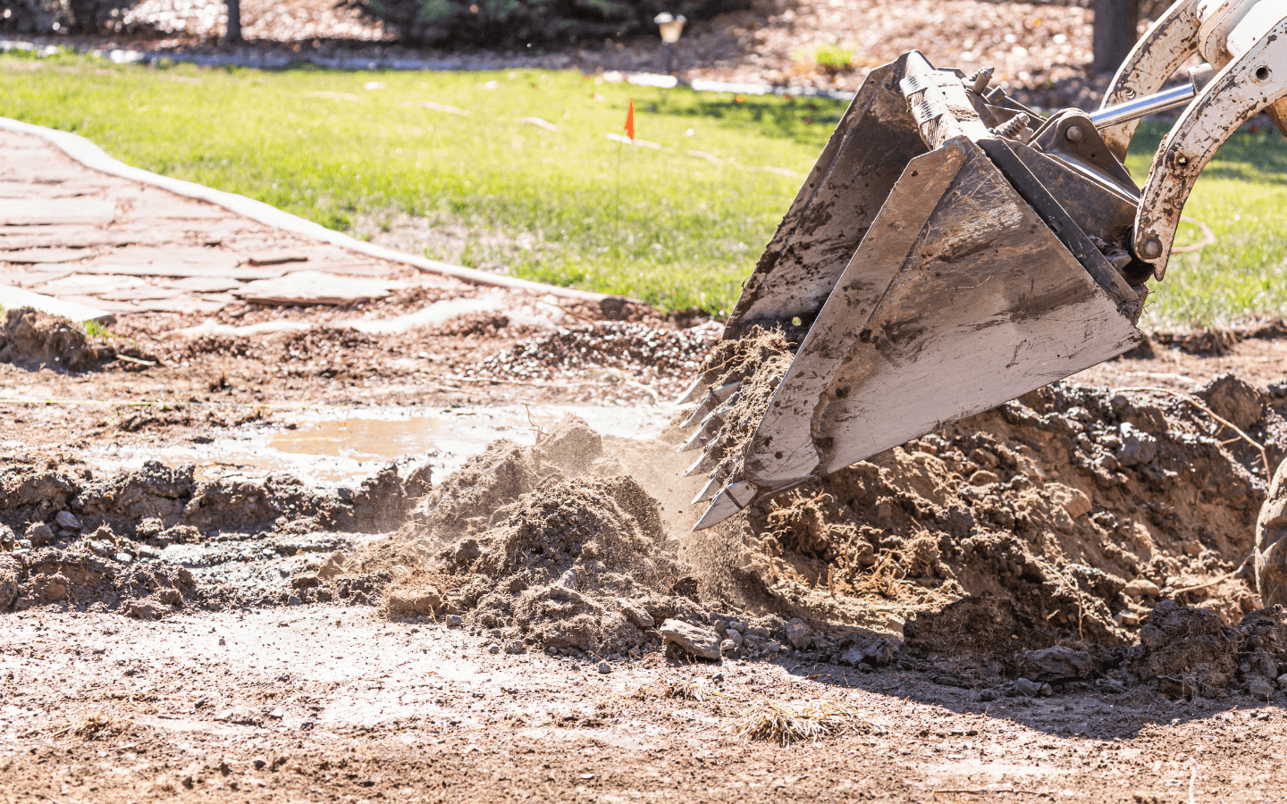 Yard Grading & Re-contouring