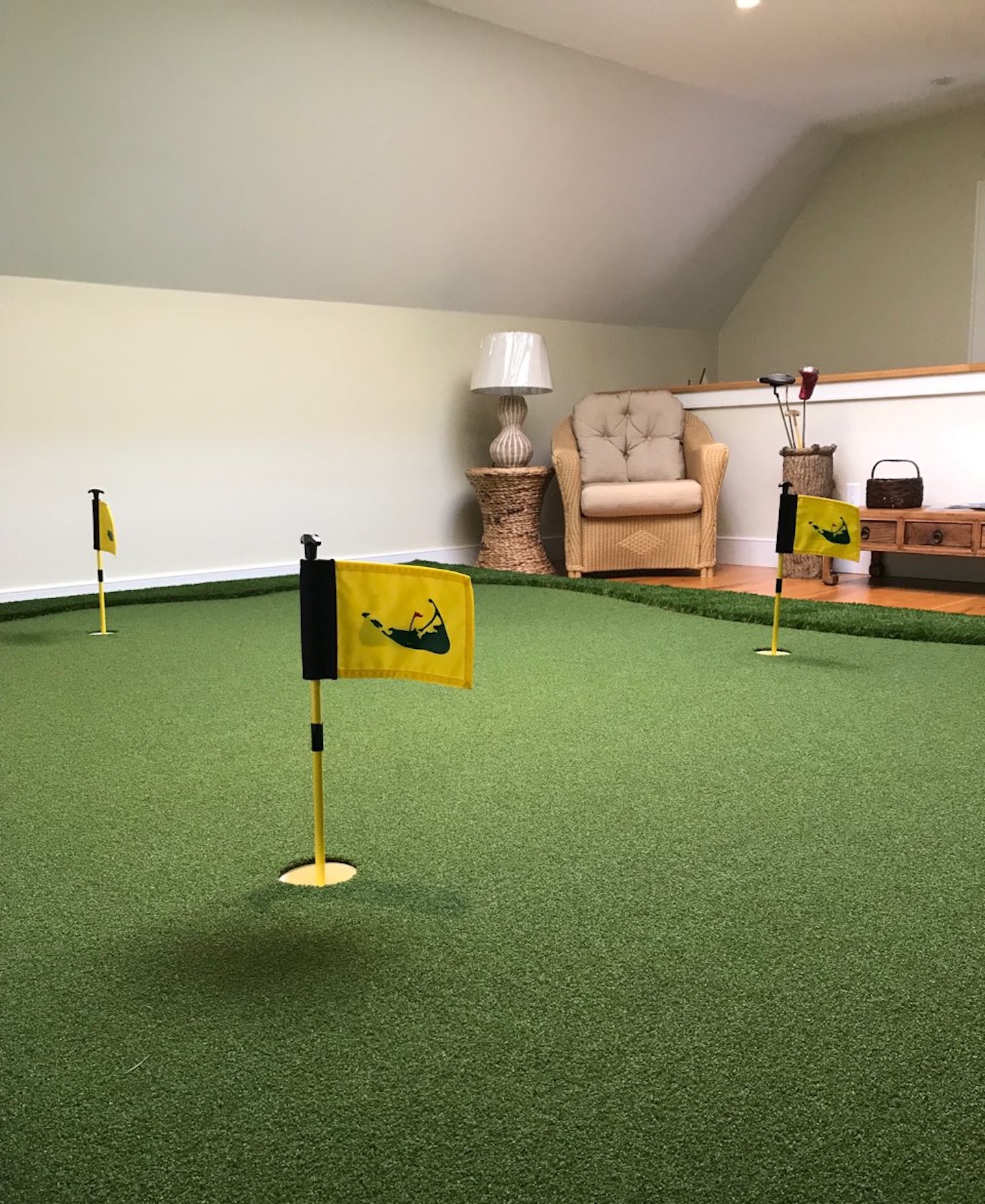 Indoor Golf