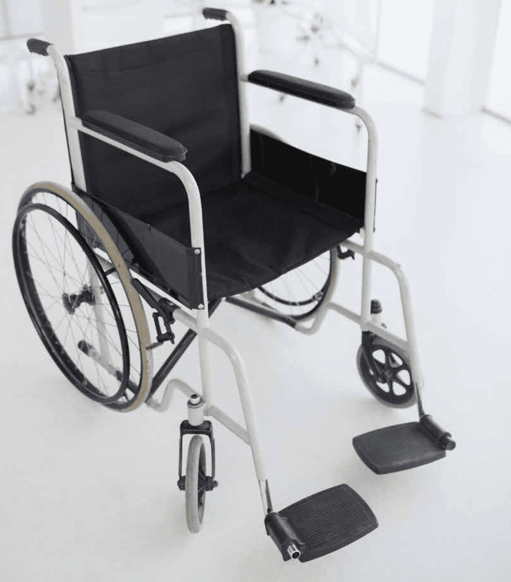 a blurry photo of a white background