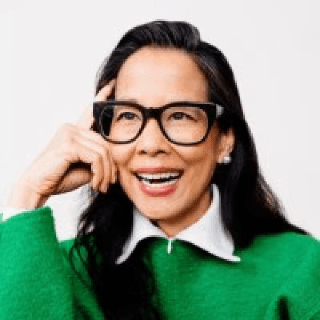 Profile picture of Betsy Tong.