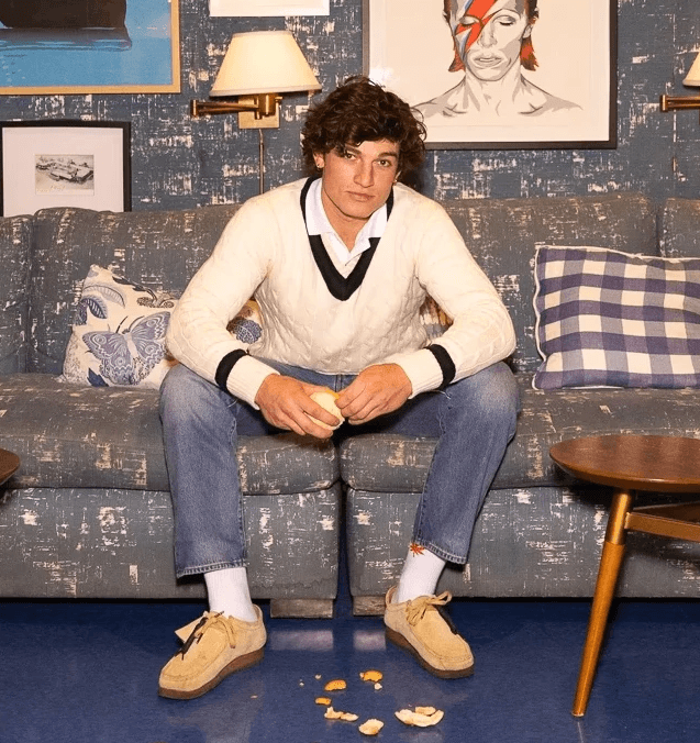 persons feet on sprint track