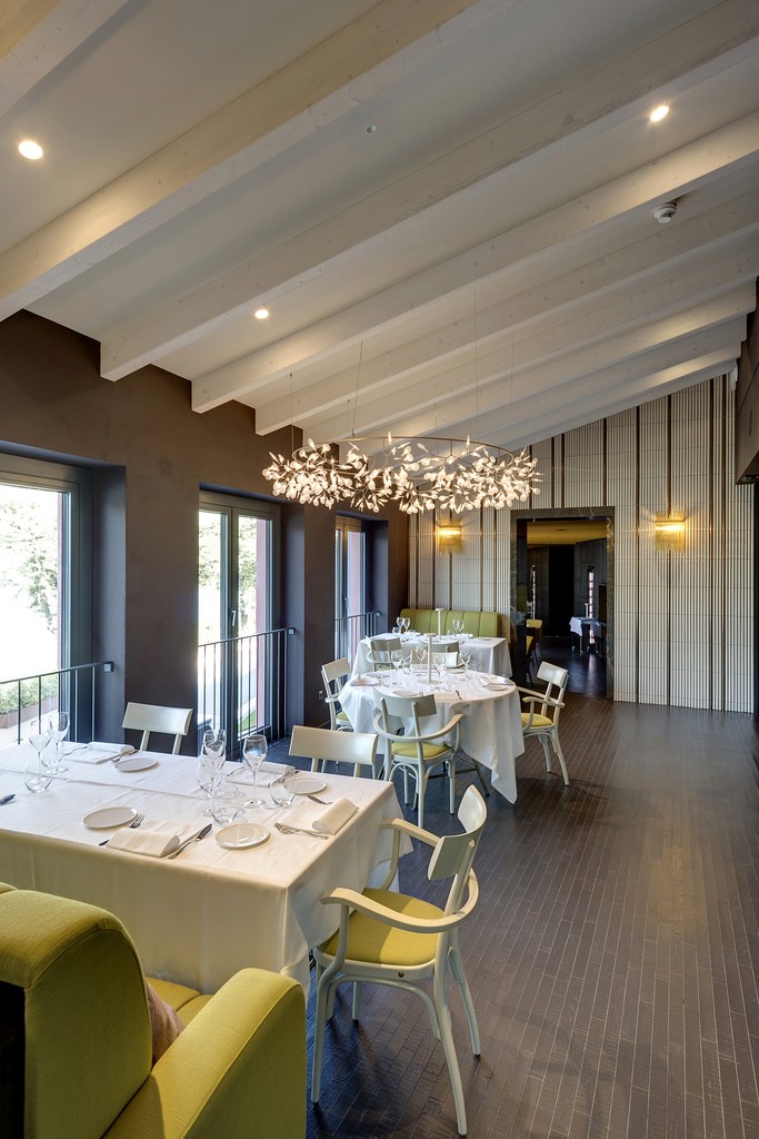 Tetto-in-legno-ristorante-svizzera (Riva San Vitale - Canton Ticino) Galimberti-IMG_9853.jpg